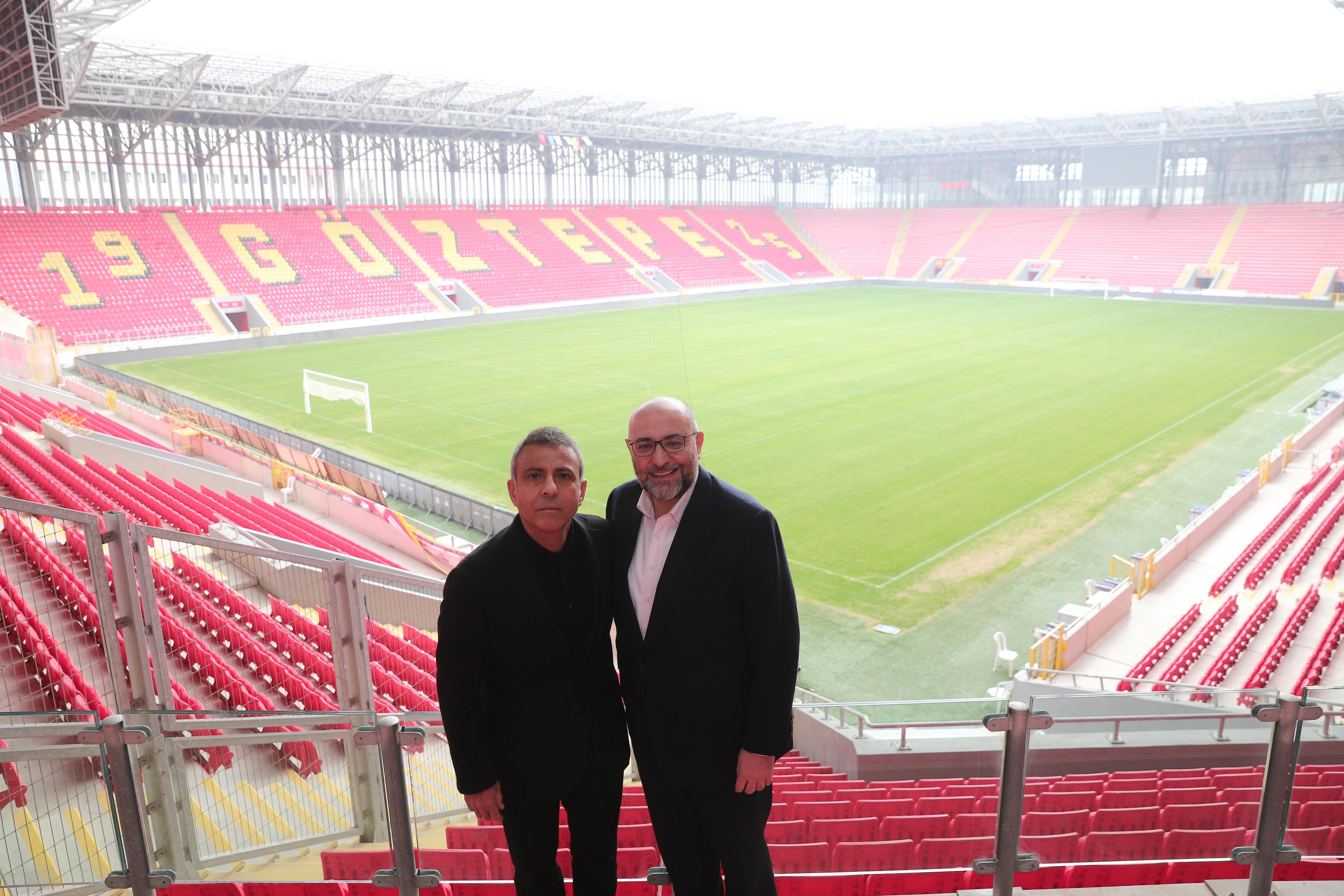 Buğra Gökce İzmir'in köklü spor kulüplerini ziyaret etti