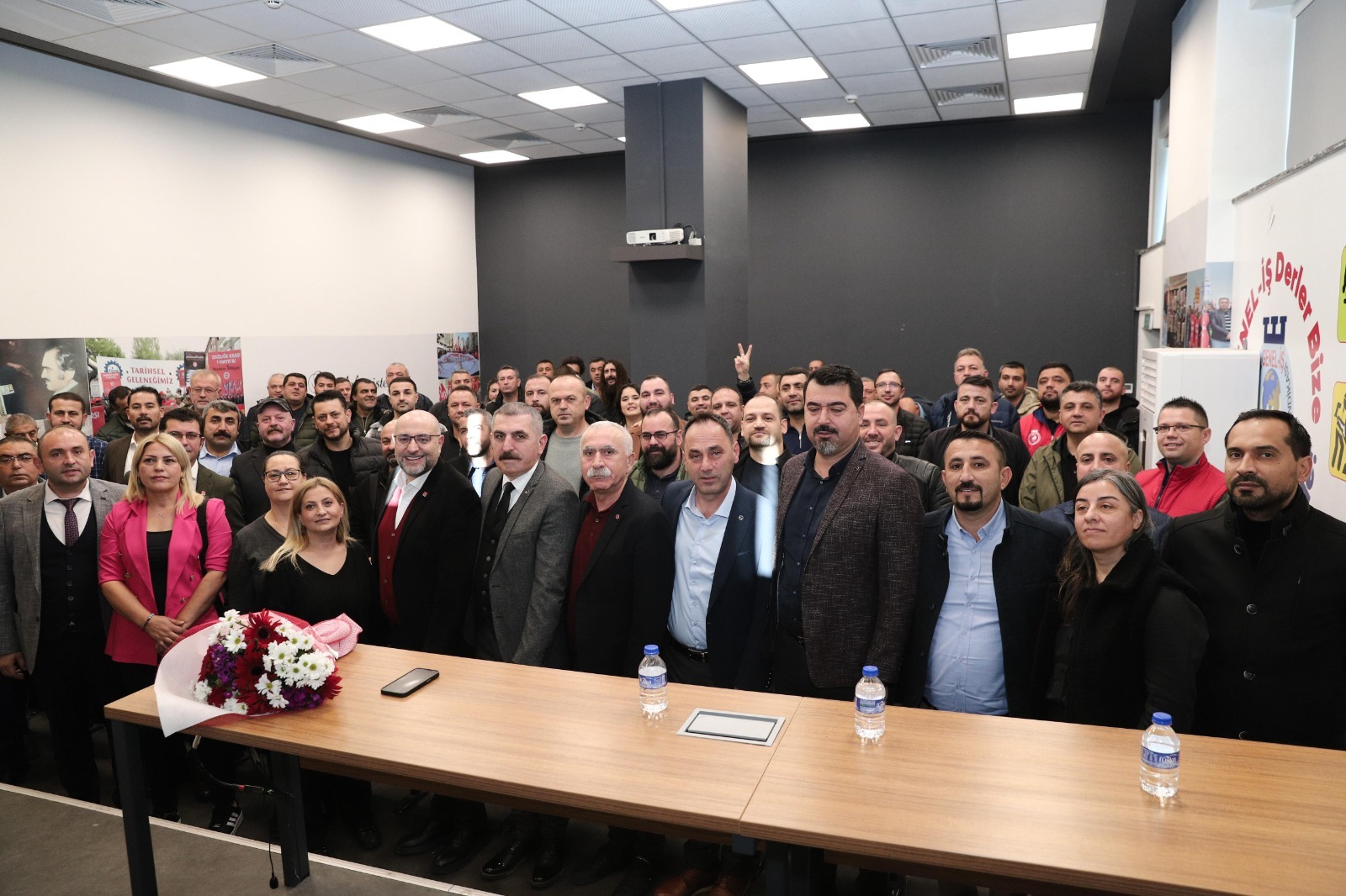 Buğra Gökce’den örgüt, oda ve sendikalara ziyaret turu 