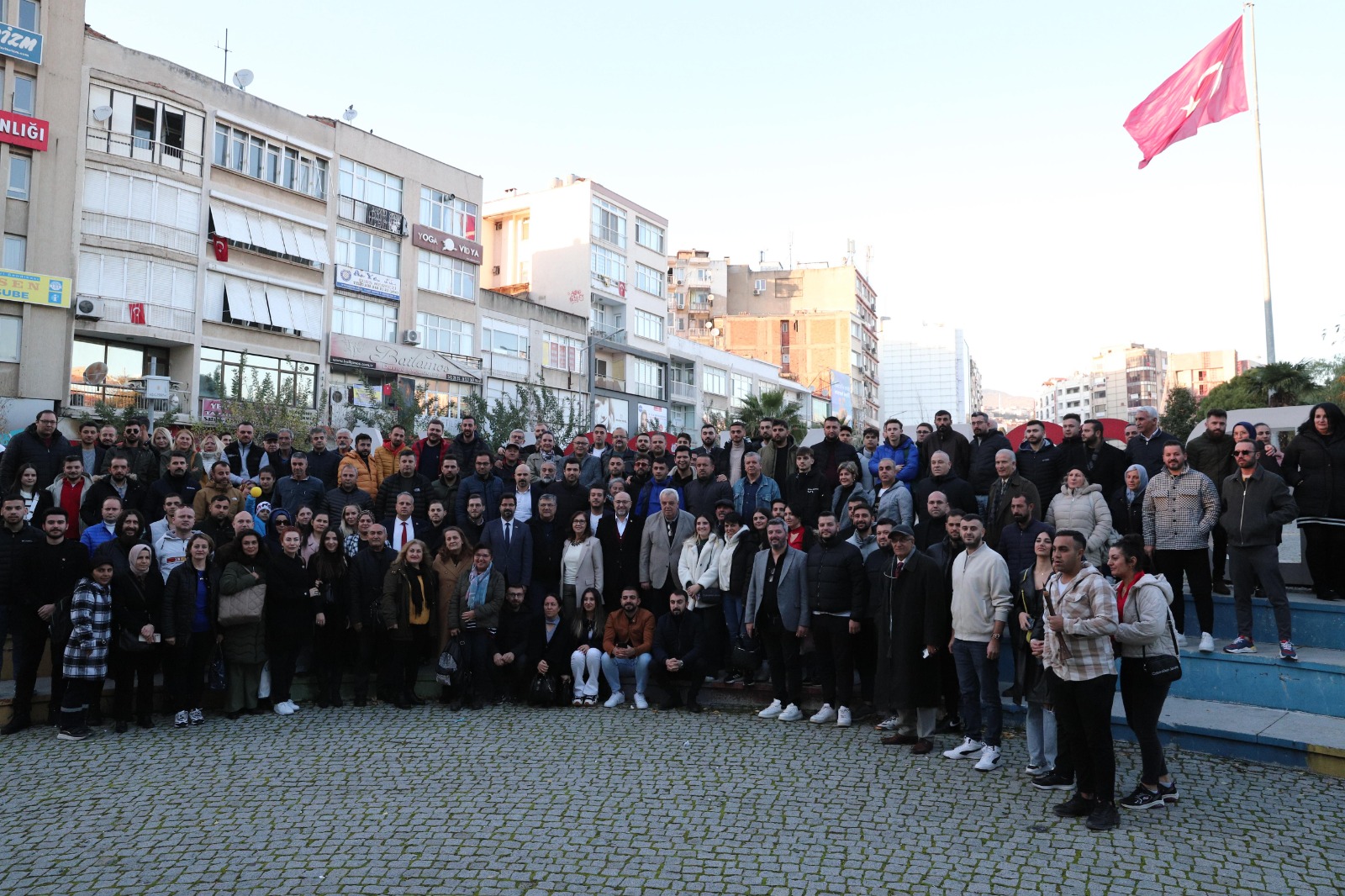 Buğra Gökce’den örgüt, oda ve sendikalara ziyaret turu 