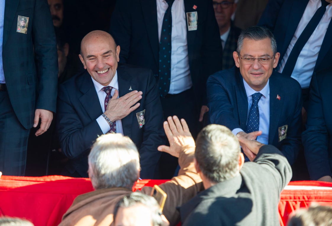 İzmir’de Menemen şehitlerini anma törenine CHP Genel Başkanı da katıldı