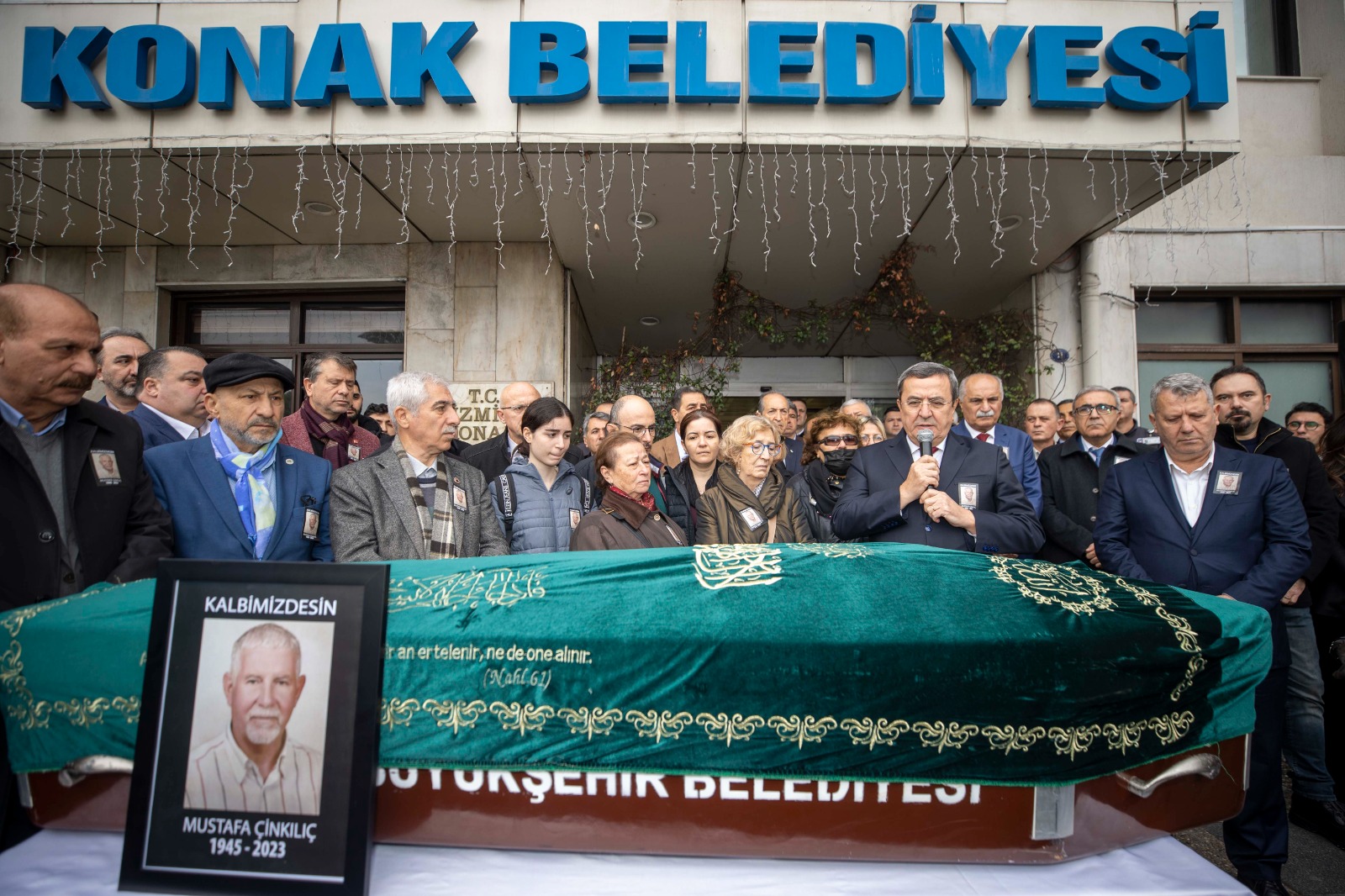 Mustafa Cinkılıç’a Konak’ta son veda