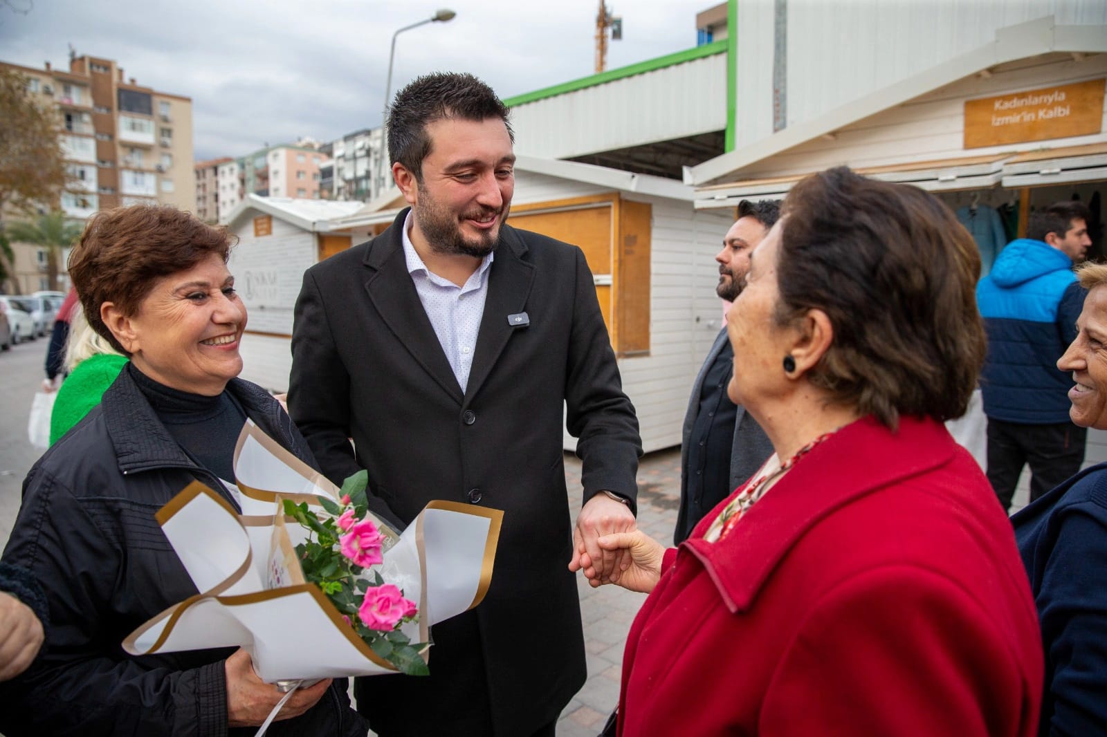 CHP’li Temiz ev kadınlarıyla ve emeklilerle buluştu:  “Toplum, karar alma süreçlerinin öznesi olacak”