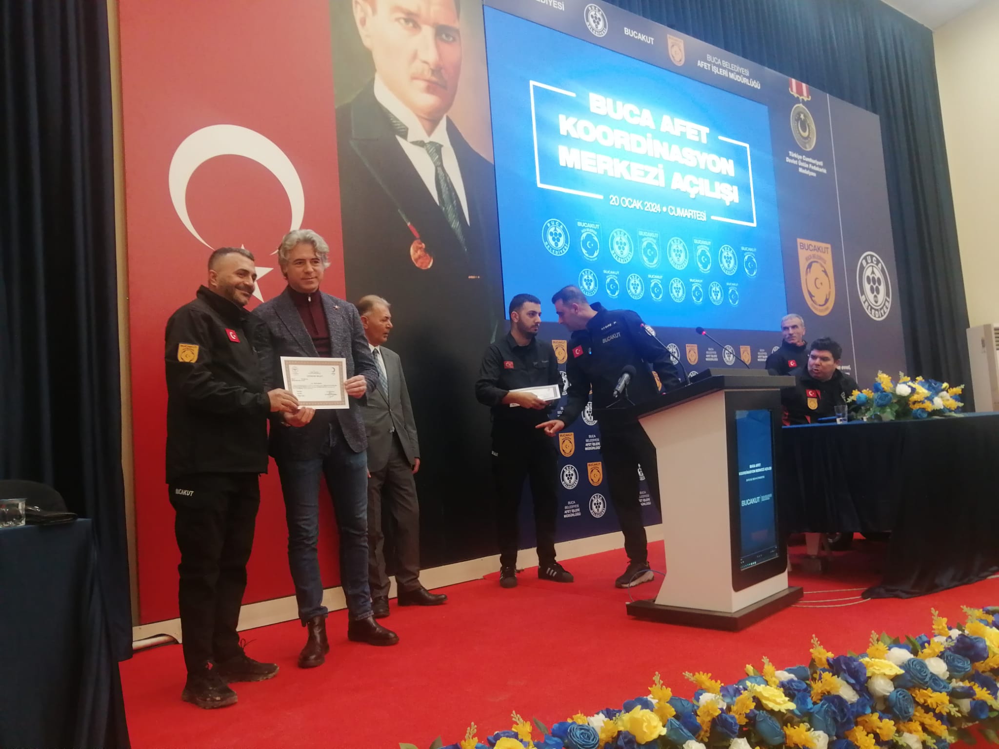 Buca Afet Koordinasyon merkezi açıldı: “BUCAKUT felaketlerde görev alacak hale geldi”