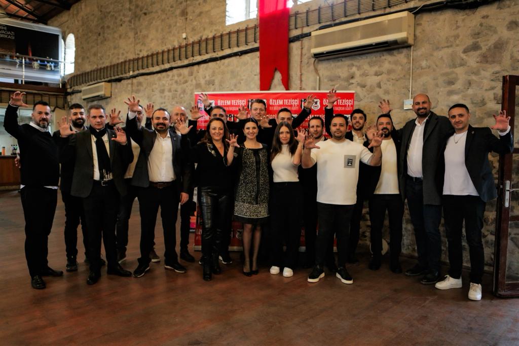 İzmir Beşiktaşlılar Derneği’nin “İlk Kadın Başkan Adayı” Özlem Tezişçi’ye büyük destek