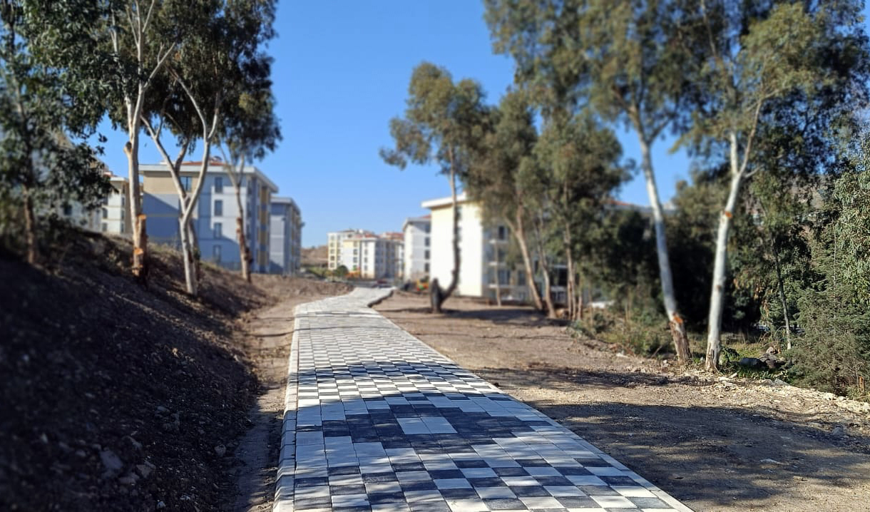 Başkan Sandal söz verdi, yaptı! TOKİ konutlarının çevre düzenlemesi tamam