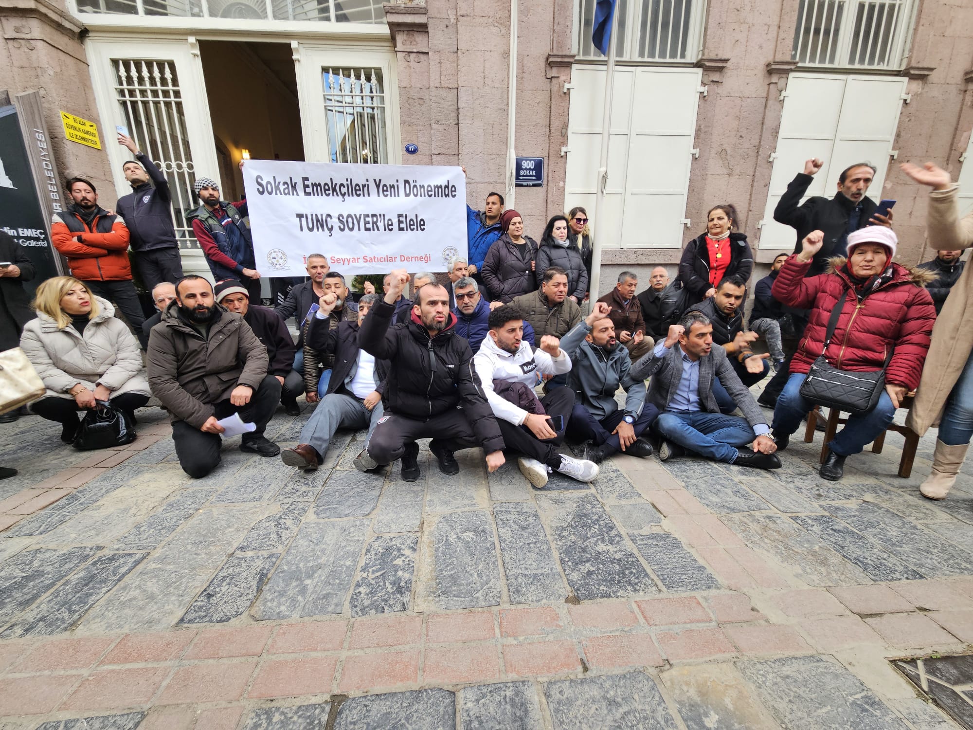 Muhtar ve STK’lardan Soyer’e destek: Çağrımıza duyarsız kalınmasın 