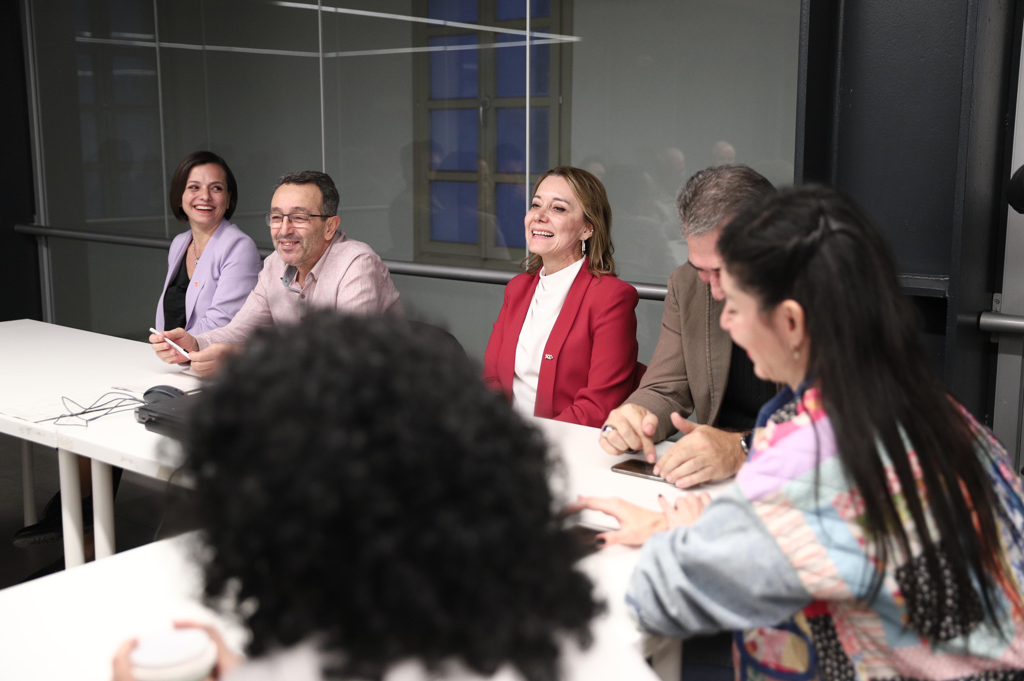 Nilüfer Çınarlı Mutlu: Sizleri dinlemek için daima sokakta olacağım