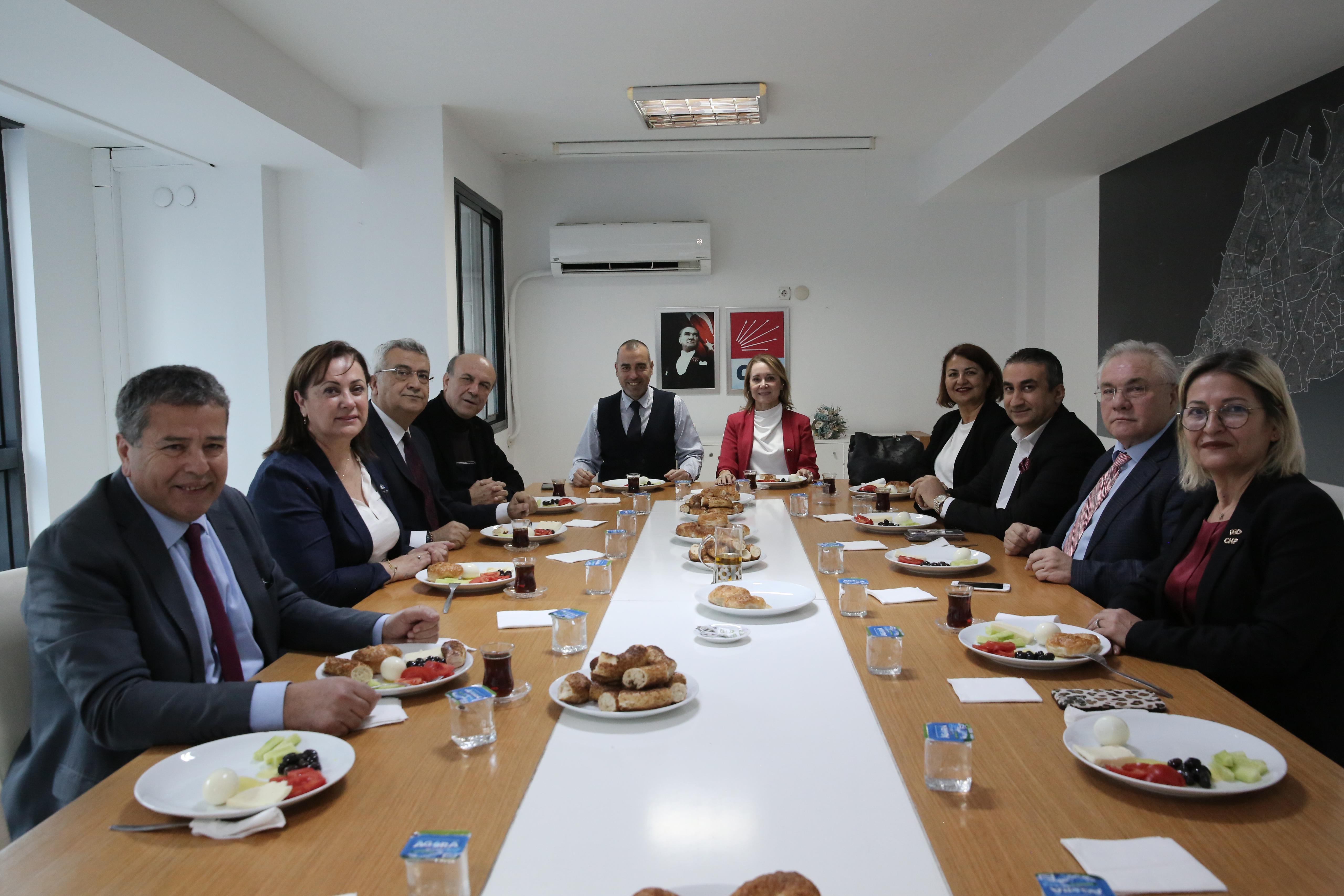 Nilüfer Çınarlı Mutlu: Sizleri dinlemek için daima sokakta olacağım
