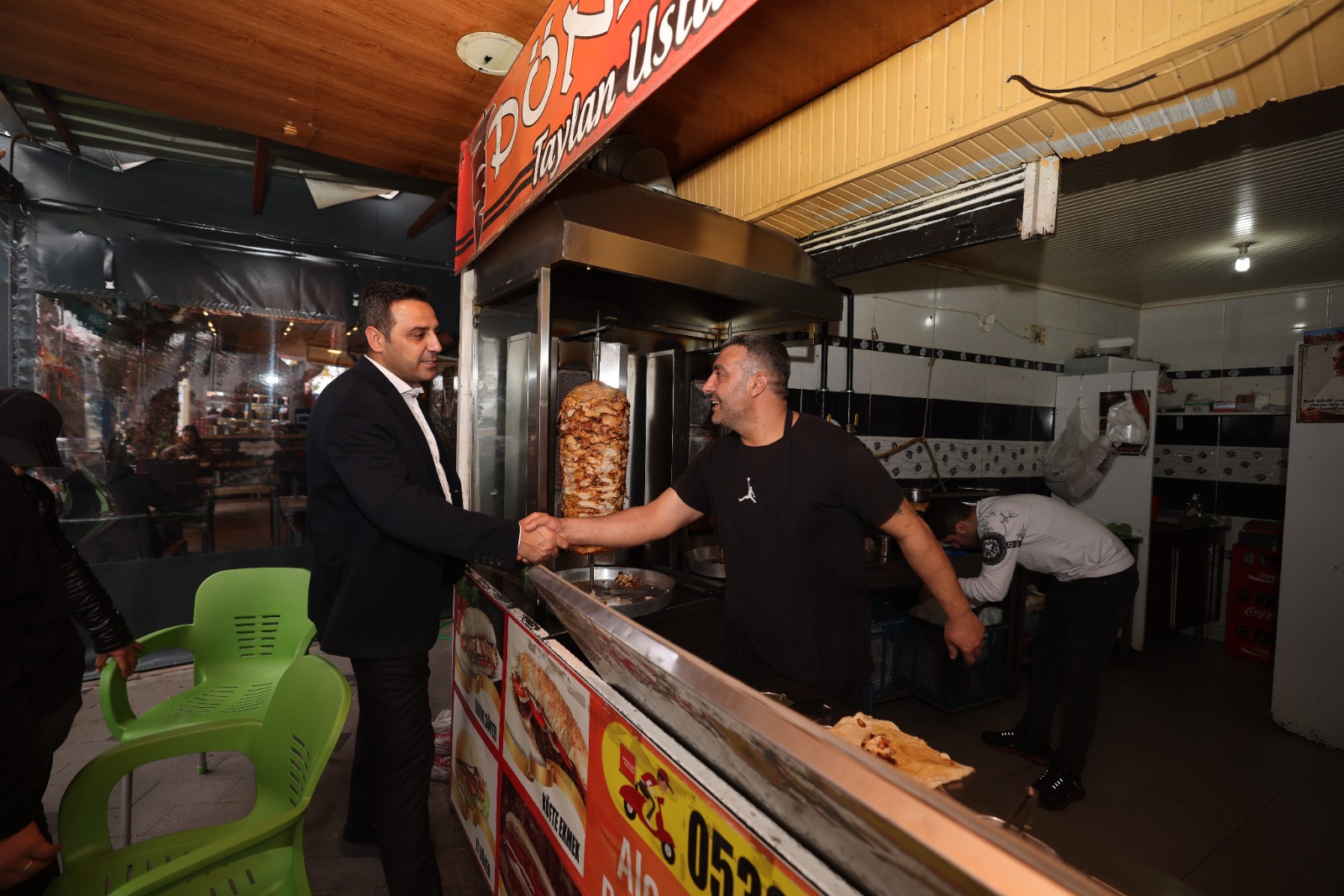 CHP Belediye Başkan Adayı Onur Emrah Yıldız;  “Dertlerini anlatıyorlarsa, bana güveniyorlar demektir”