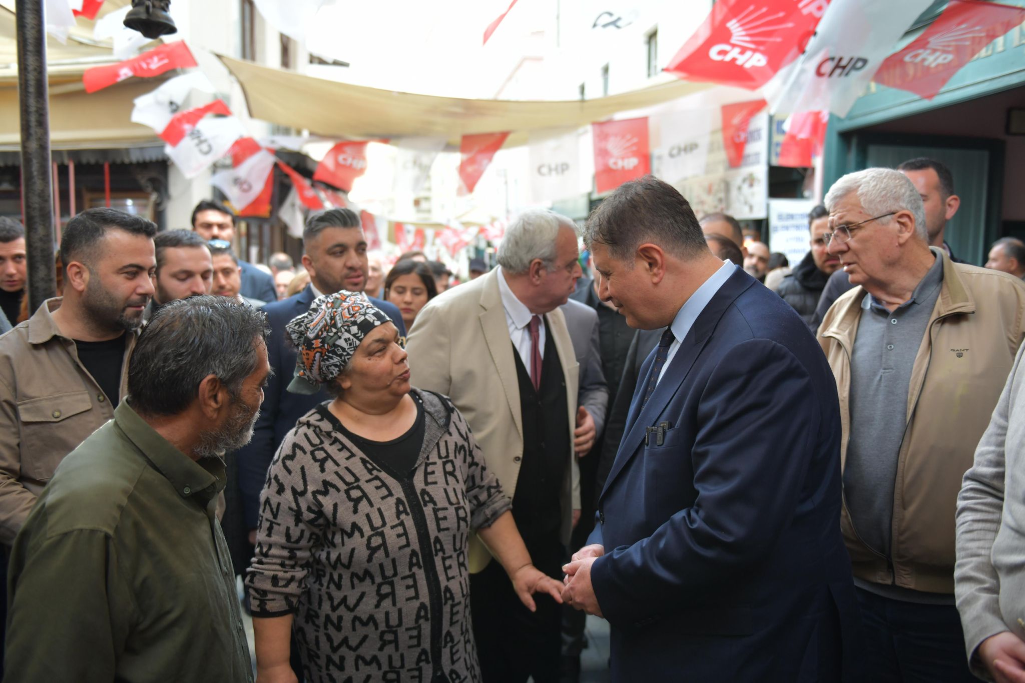 Tugay: “Hiç kimse İzmir’e hizmet etmemize engel olamaz”