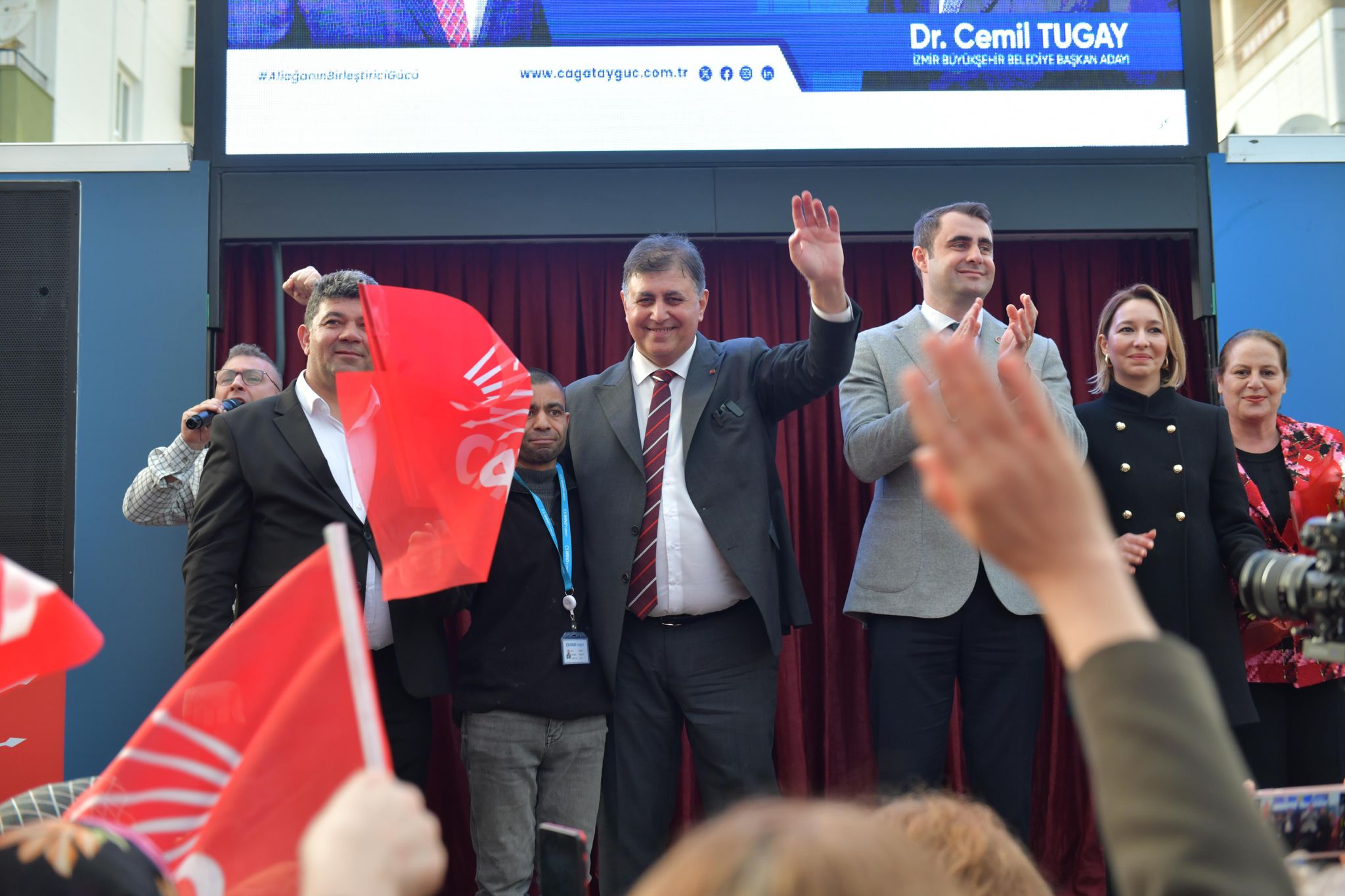 CHP’li Cemil Tugay: Aliağa bizim, geliyoruz