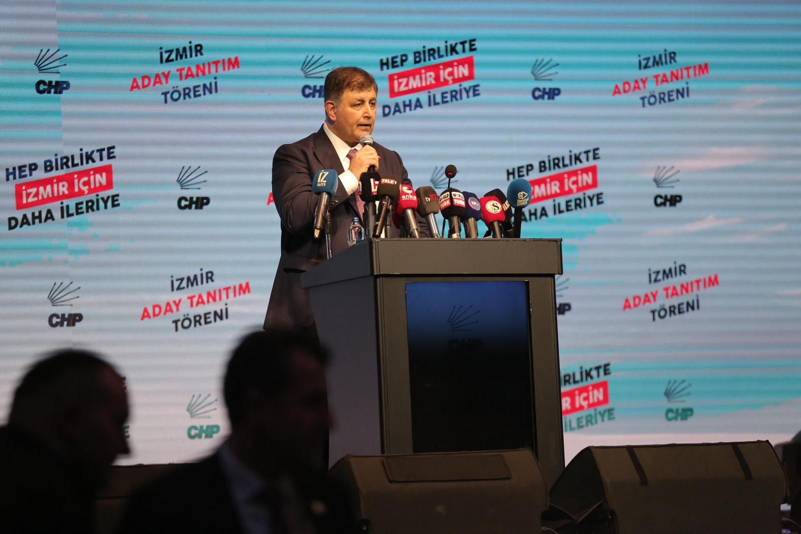 CHP İzmir’in belediye başkan adayları tanıtıldı 