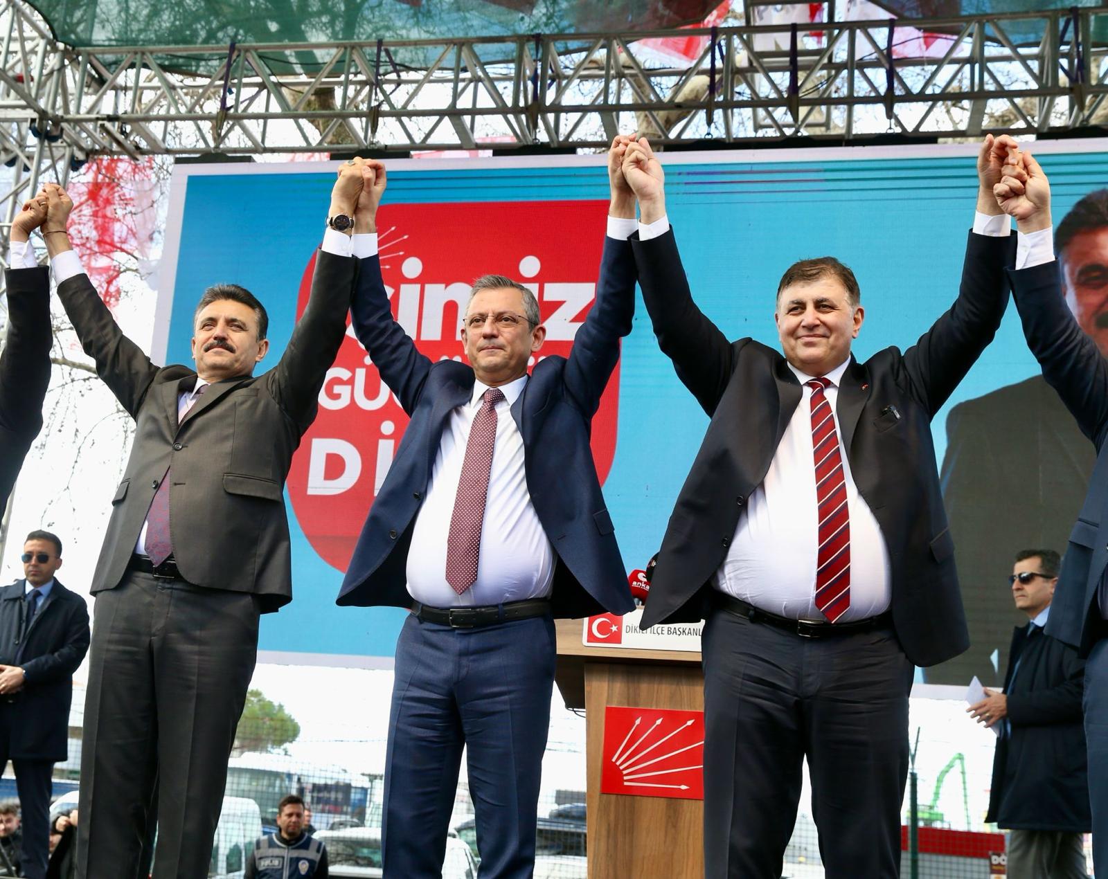 CHP Genel Başkanı: CHP ve Özgür Özel sizi namerde muhtaç etmeyecek