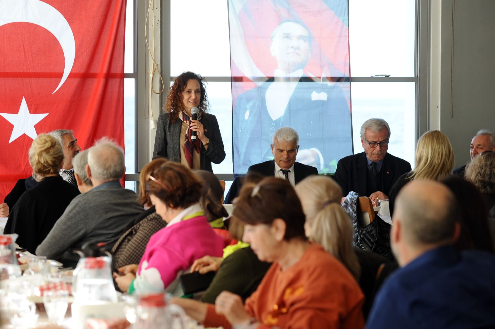 CHP Karşıyaka Adayı Ünsal’dan STK’lara “dayanışma” mesajı