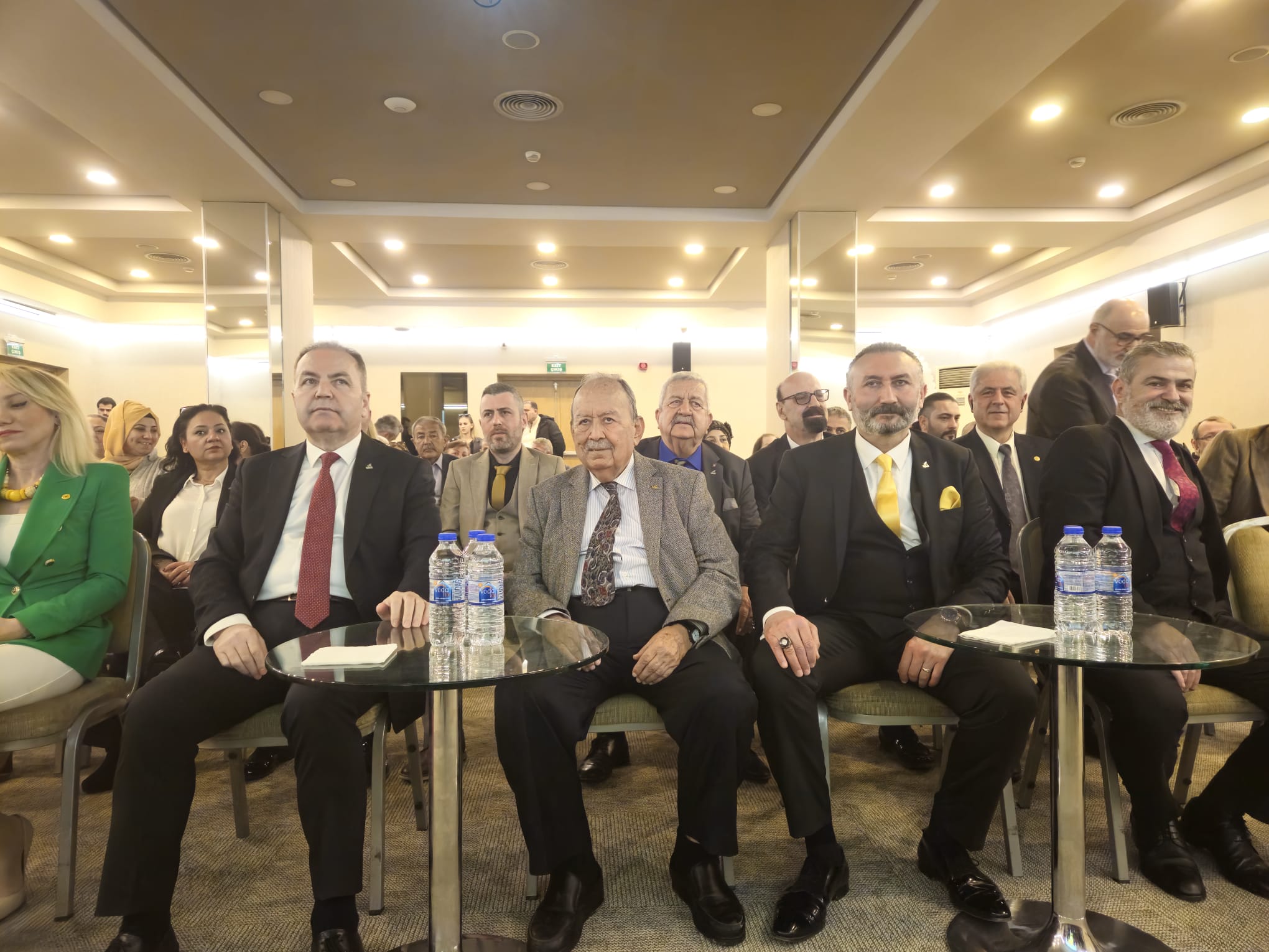 Anavatan Partisi’nin belediye başkan adayları lansmanı yapıldı: ‘Aydınlık yarınlar için başaracağız’
