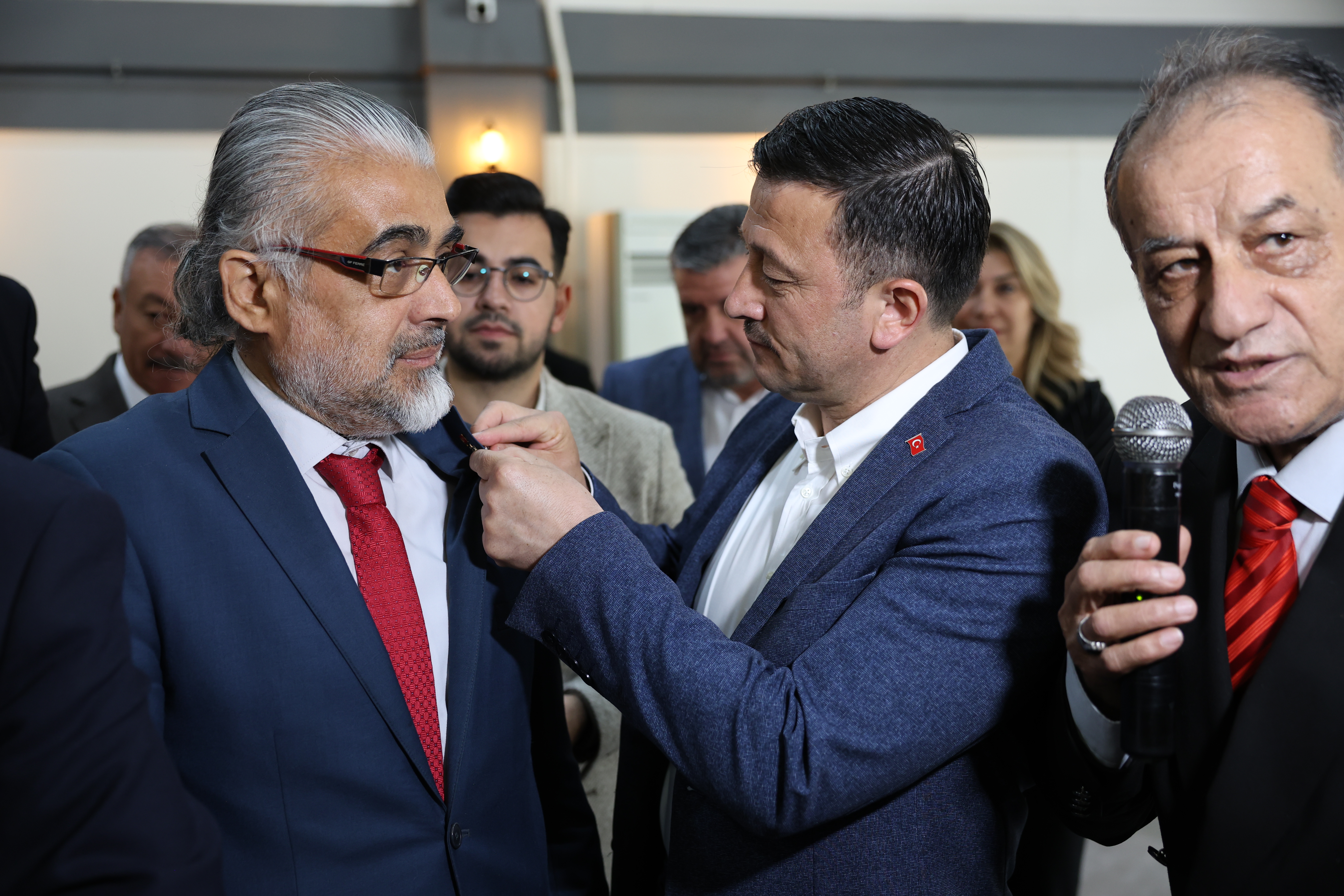 DP’den 32 Kişi AK Parti’ye Geçti