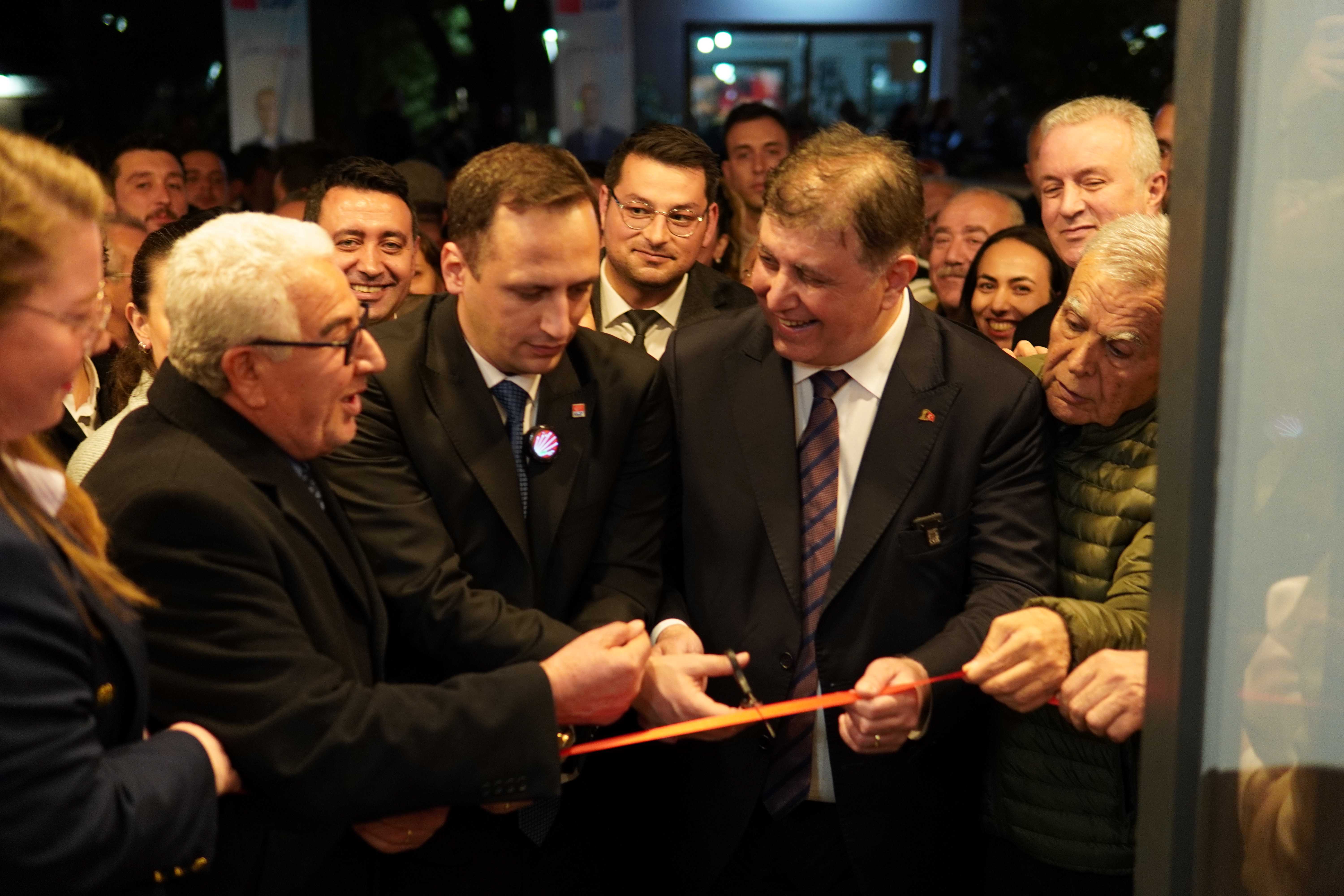 CHP’li Eşki’den miting gibi açılış