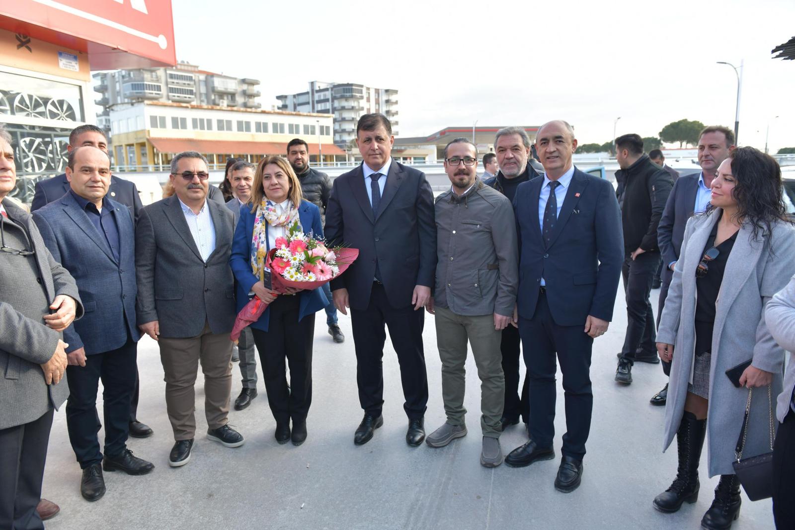 Başkan Tugay: Sandığa gidin, bize şans verin