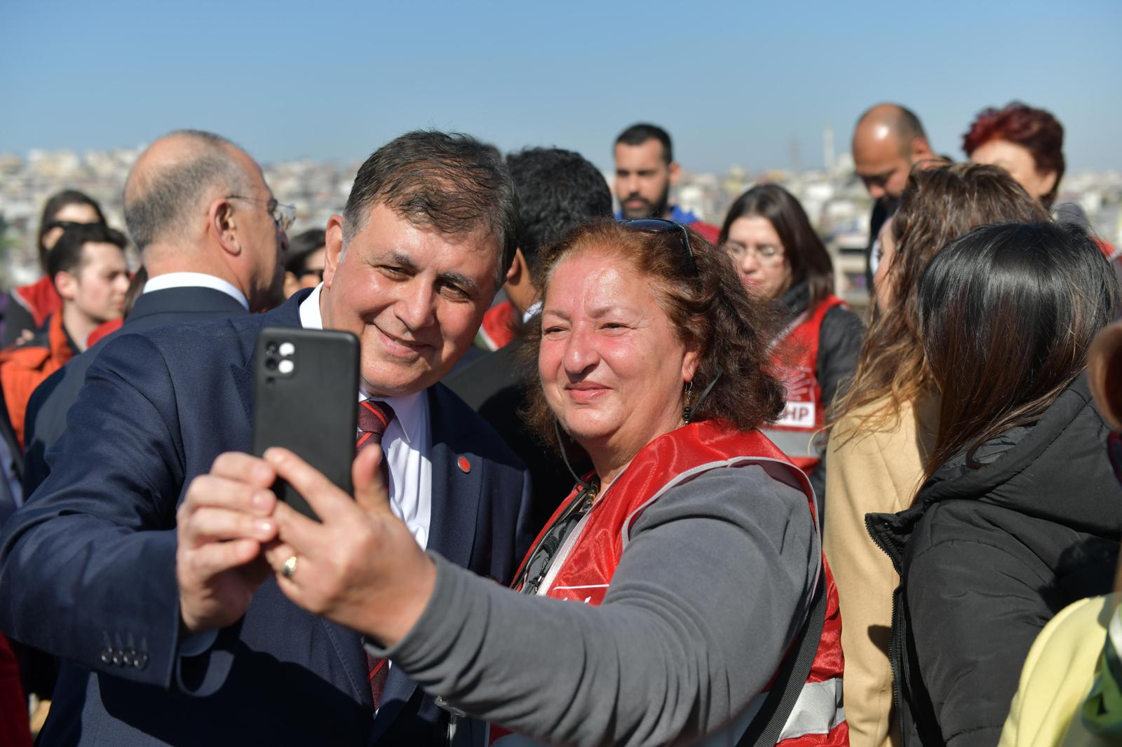 İzmir’in Çernobil’i, Özhaseki’den imza bekliyor