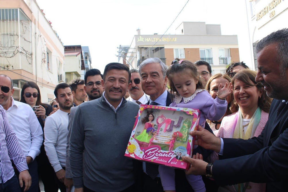 AK Partili Çiğli adayı Gökçekaya: Hamza Başkanımızla Çiğli'yi hizmet üssü yapacağız
