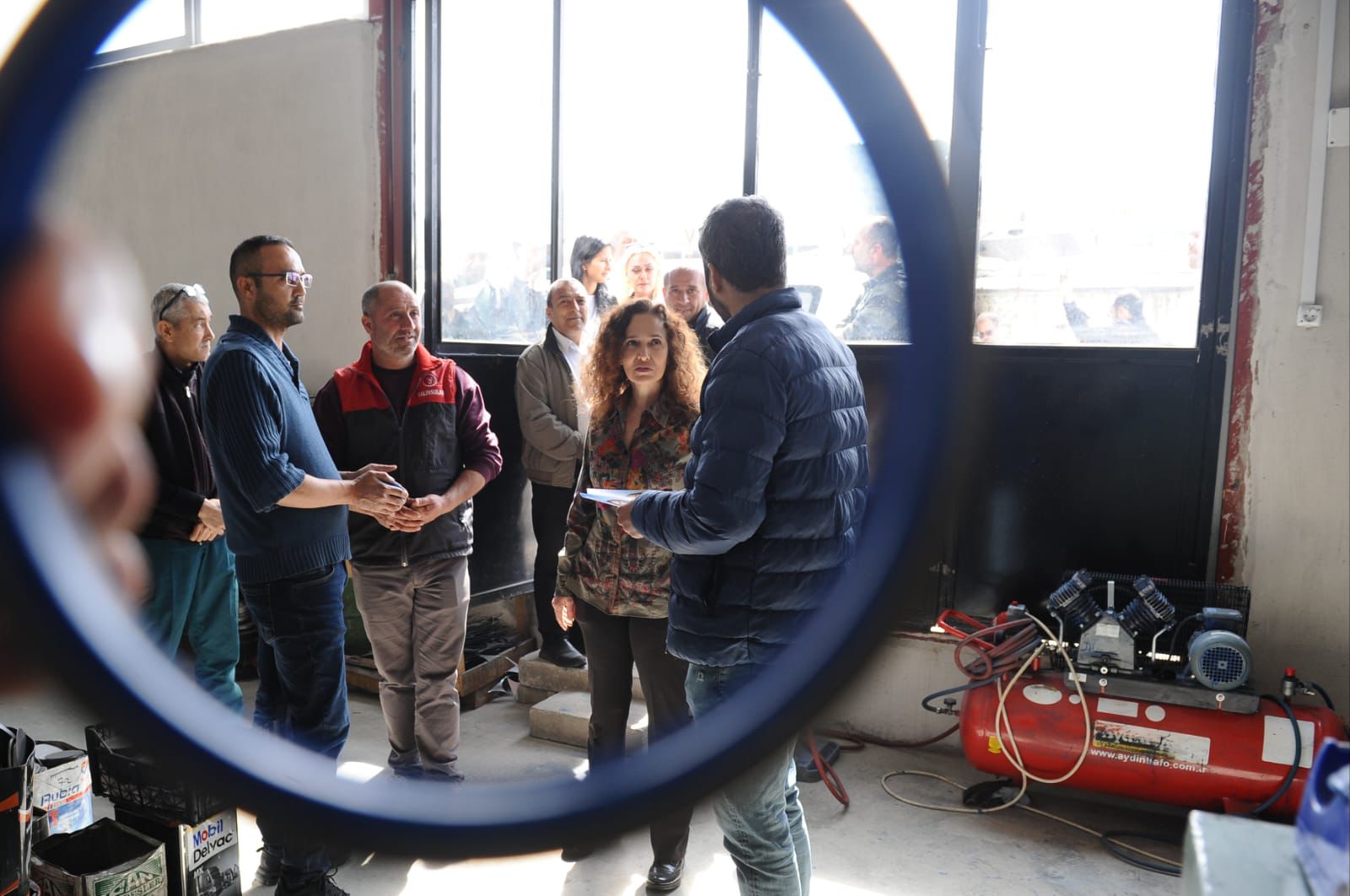 CHP Karşıyaka Adayı Ünsal sanayi sitesi esnafıyla buluştu 