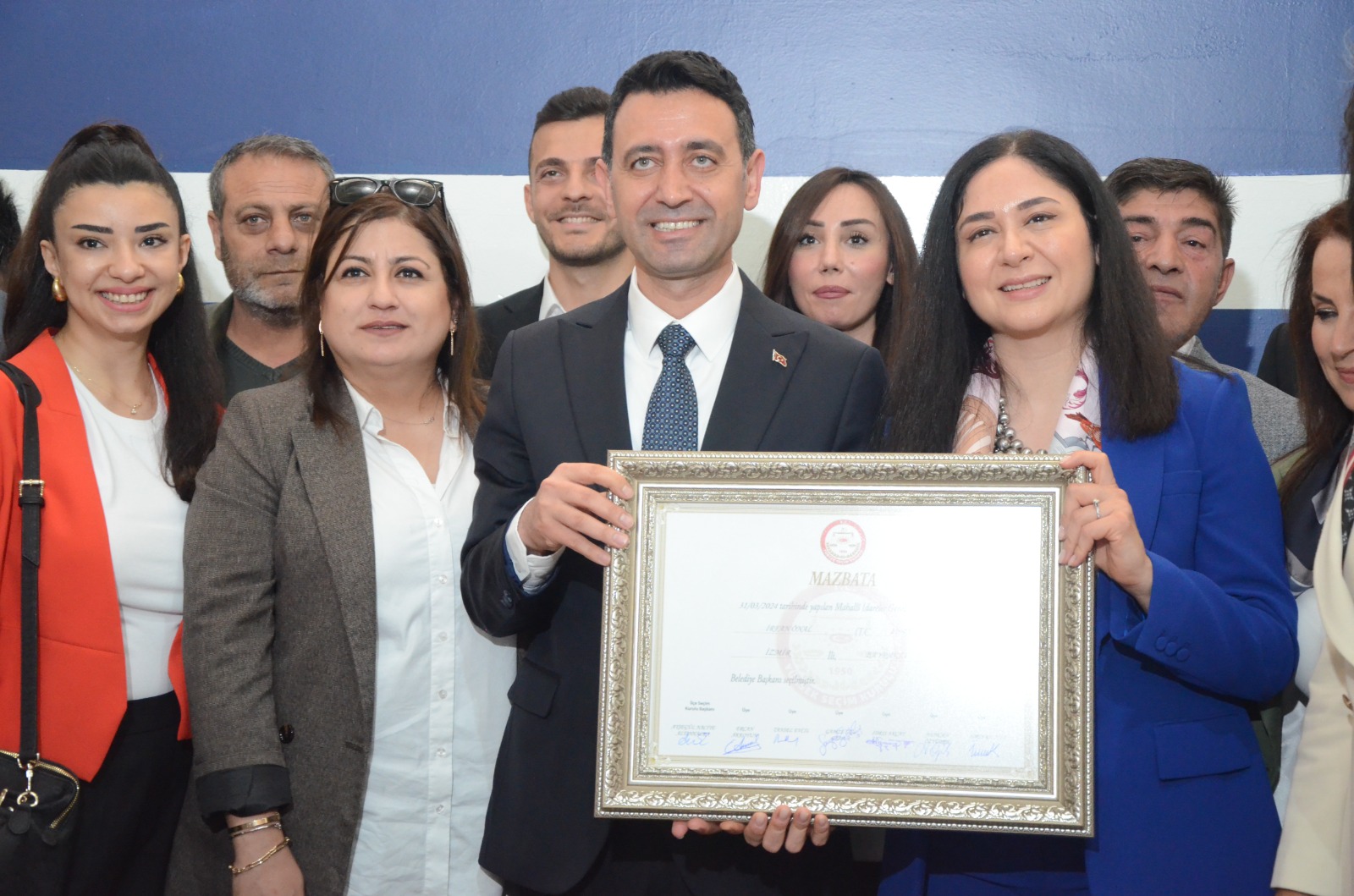 Bayraklı’nın yeni başkanı Önal’dan “adil hizmet” sözü