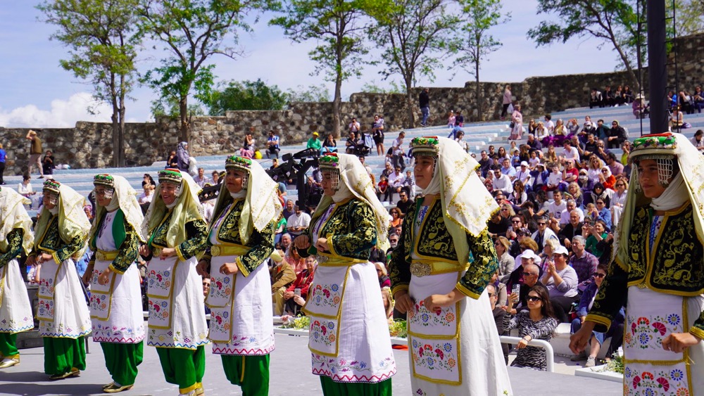 “Öz’e Dönüş” konseptiyle en güzel yemekler ve otlar yarıştı