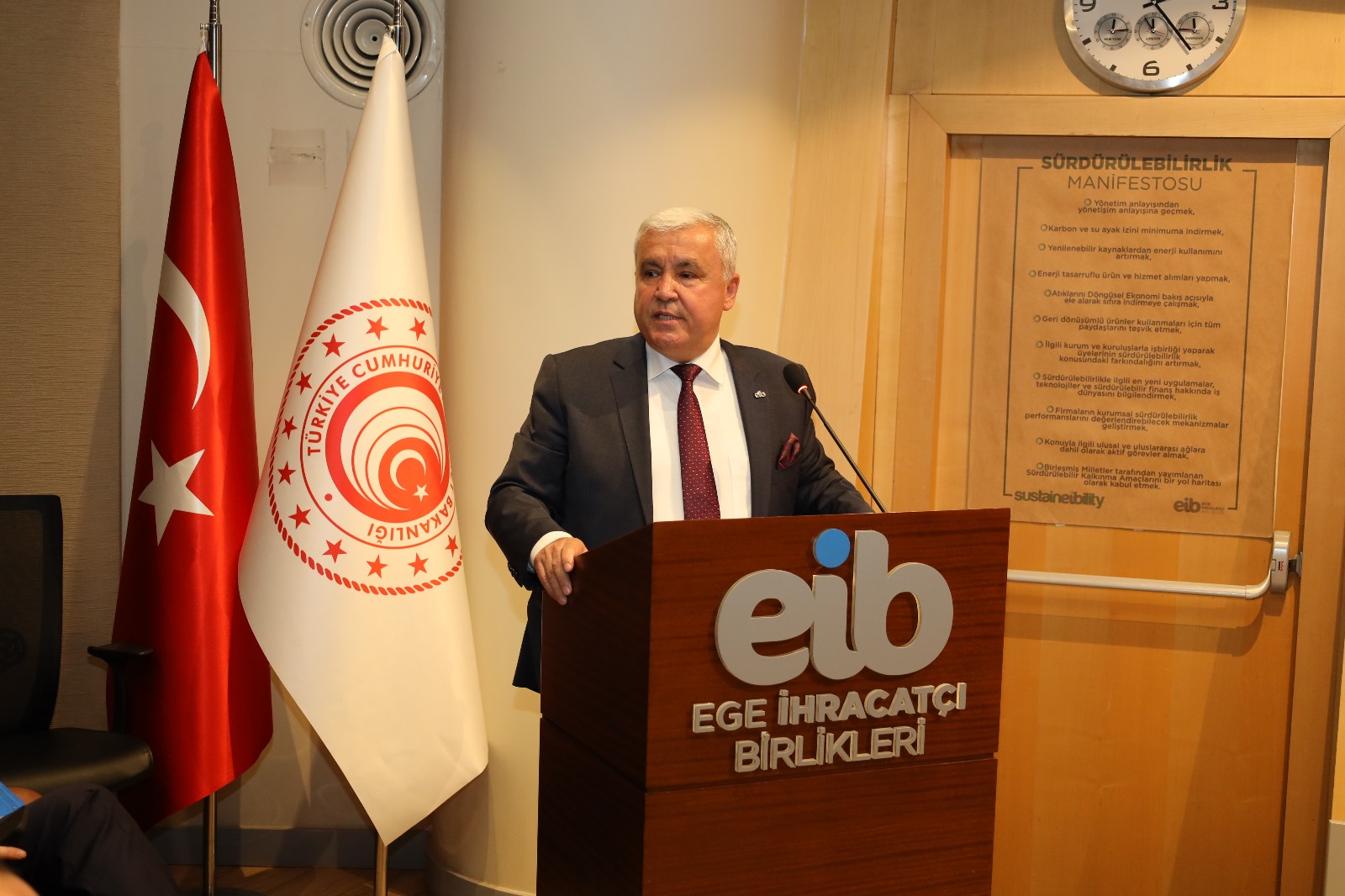 Egeli zeytin zeytinyağı ihracatçıları ambalajlı ihracatı ödüllendirdi