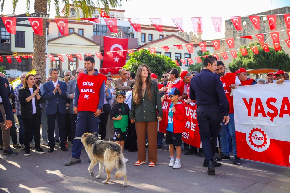 Çeşme’de 1 Mayıs coşkusu