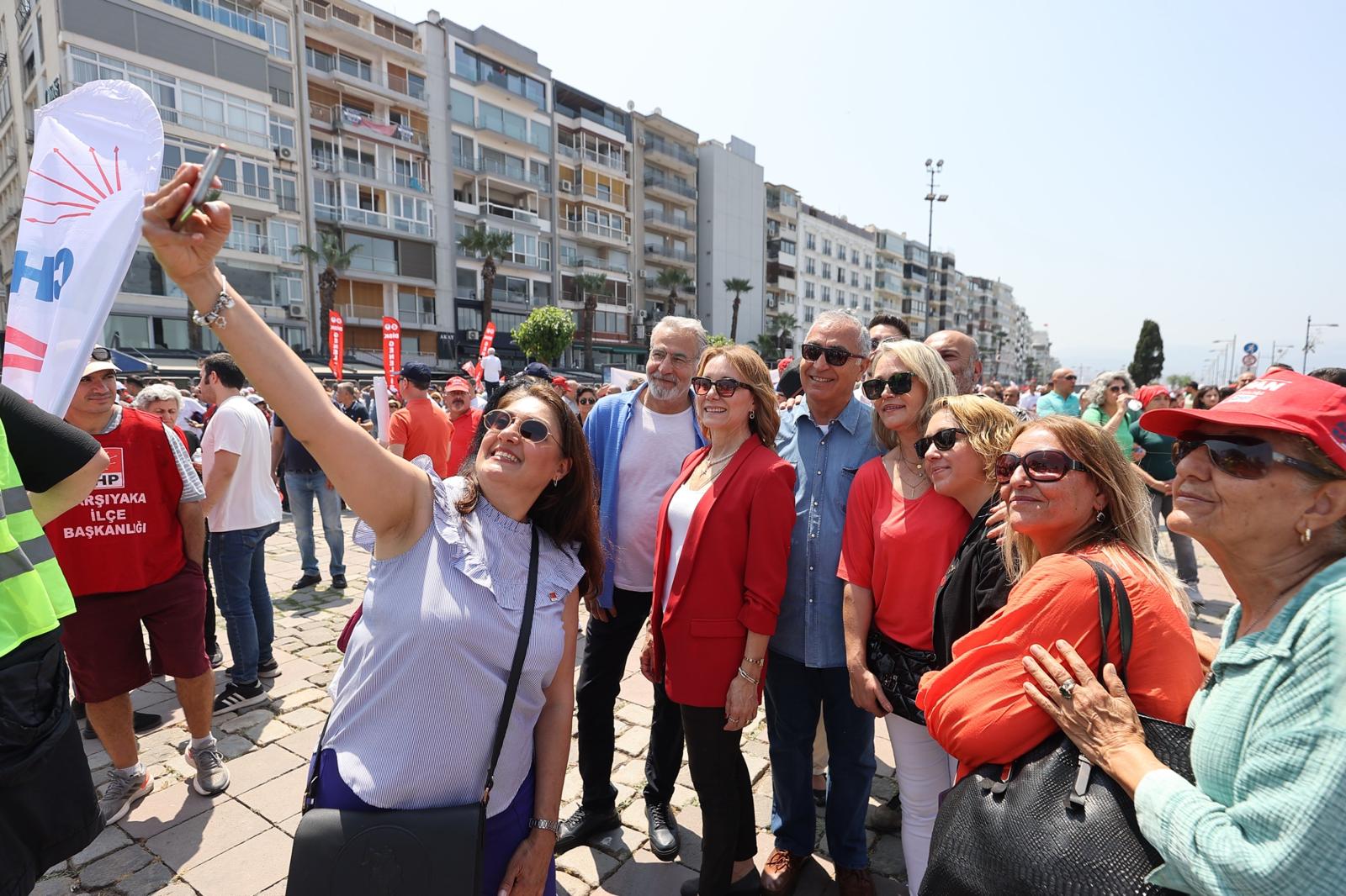 Başkan Mutlu: Bir gün değil her gün emeğin yanında olacağız