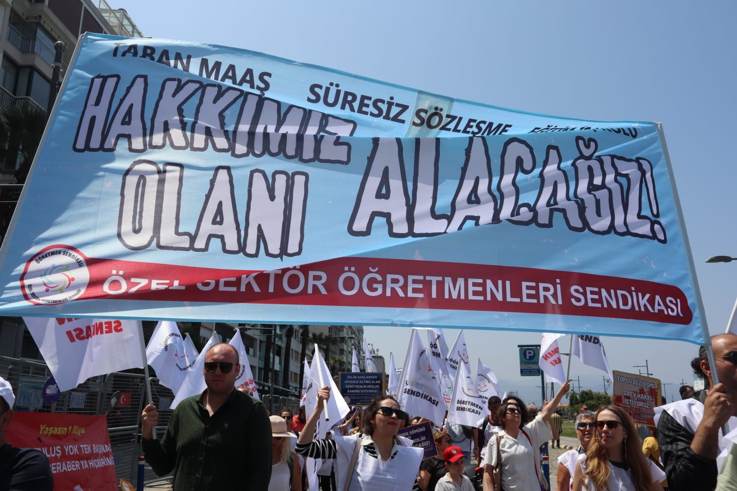 Özel sektör öğretmenleri: Eşit koşullarda mesleğimizi sürdürmeyi talep ediyoruz