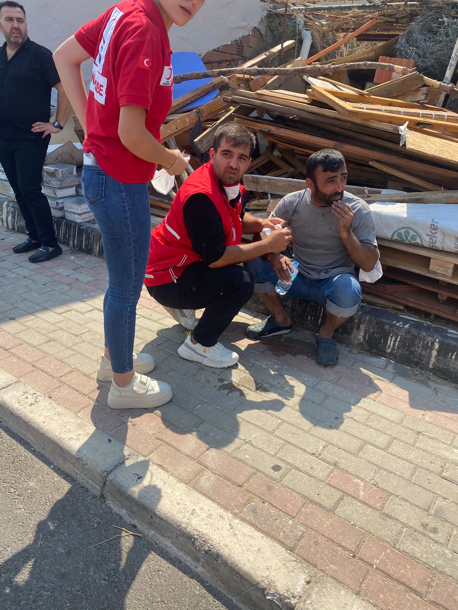 Kızılay Konak Şubesi’nden Yangın Seferberliği!
