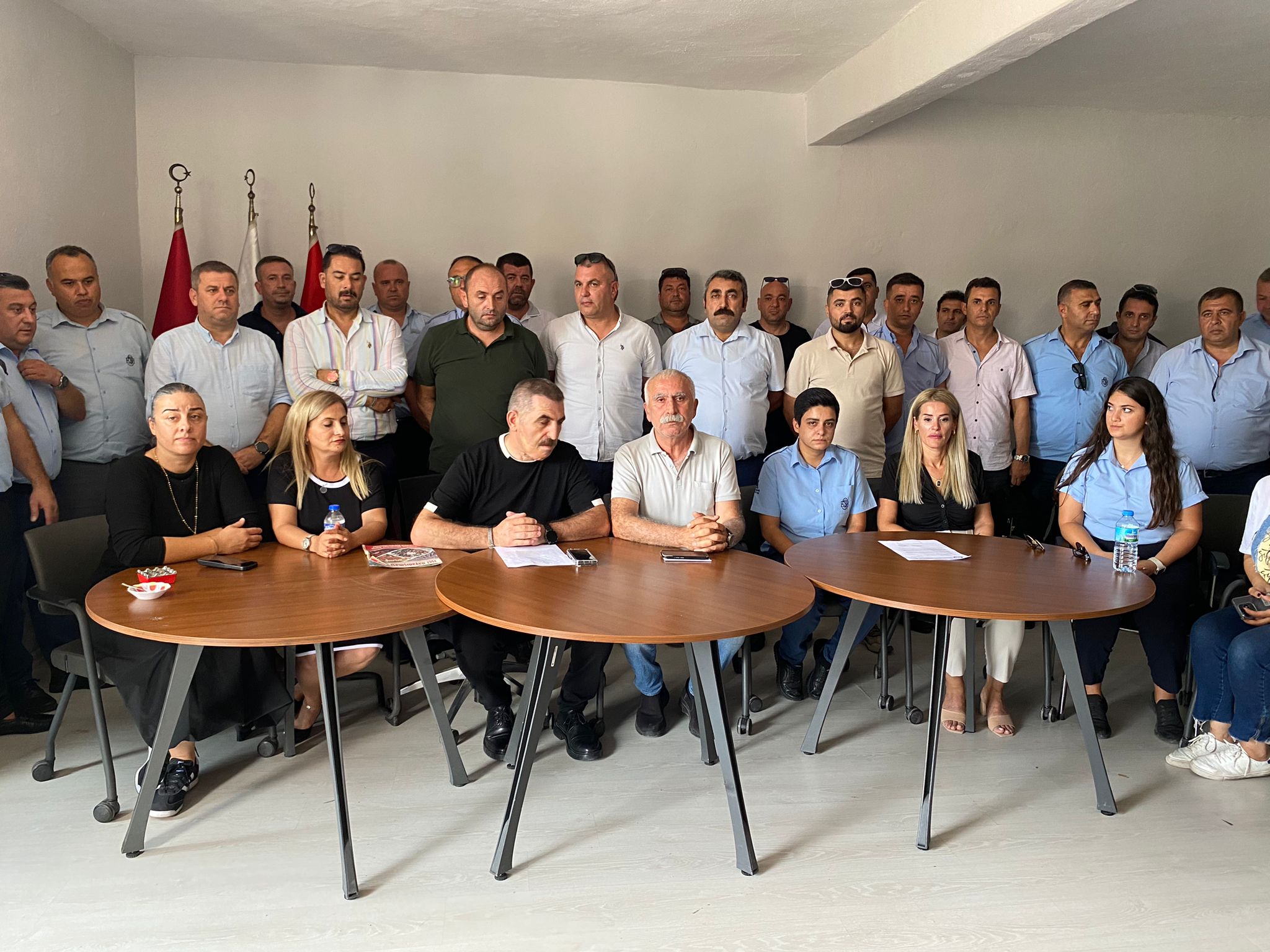 İzmir'de kadın şoför darbedildi: "Hiçbir şoför arkadaşımız yalnız kalmayacak"