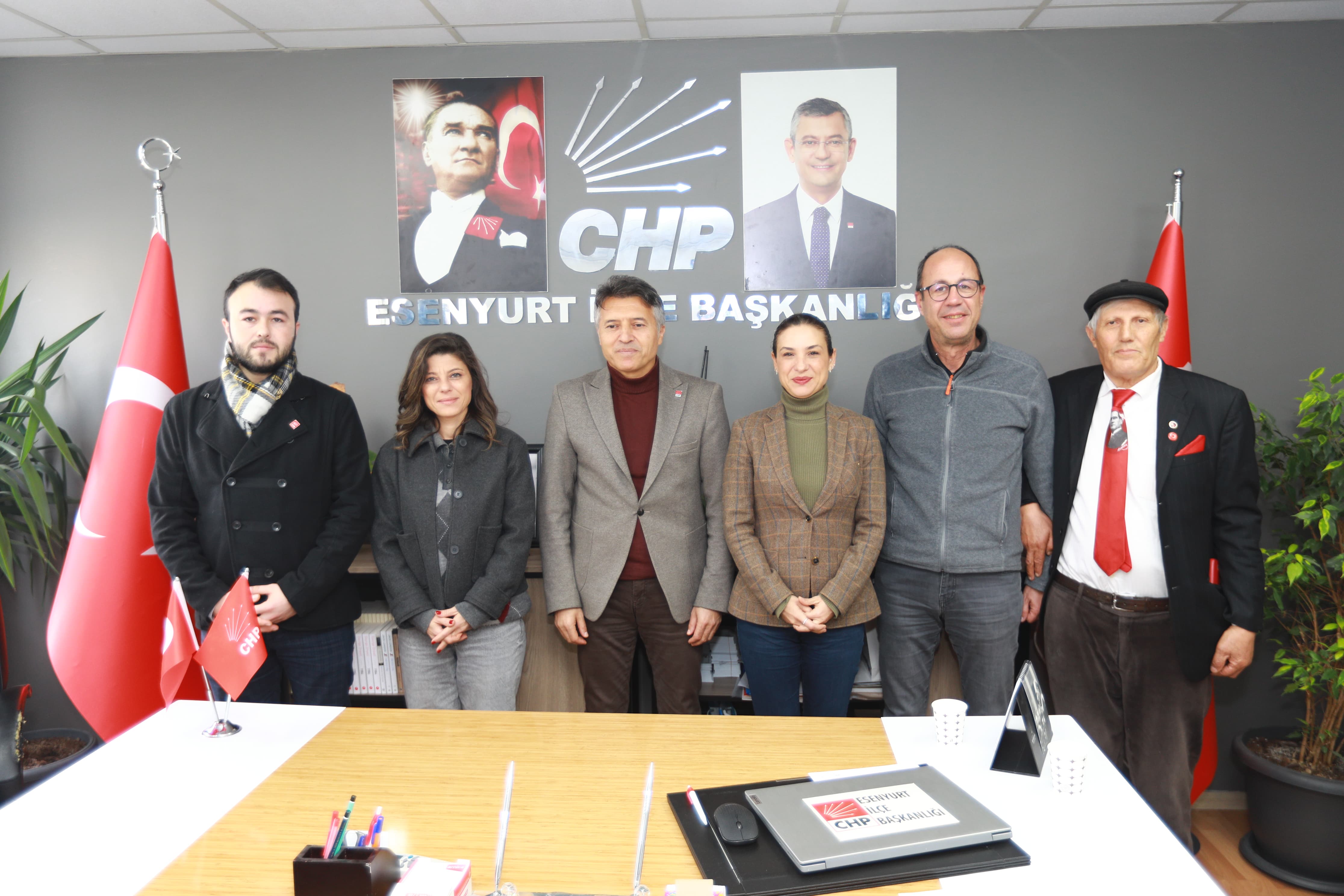 Esenyurt’taki Demokrasi Mücadelesine Efes Selçuk’tan Güçlü Destek!