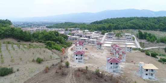 KEMALPAŞA KİRAZA VEDA EDİP VİLLA KENT OLUYOR