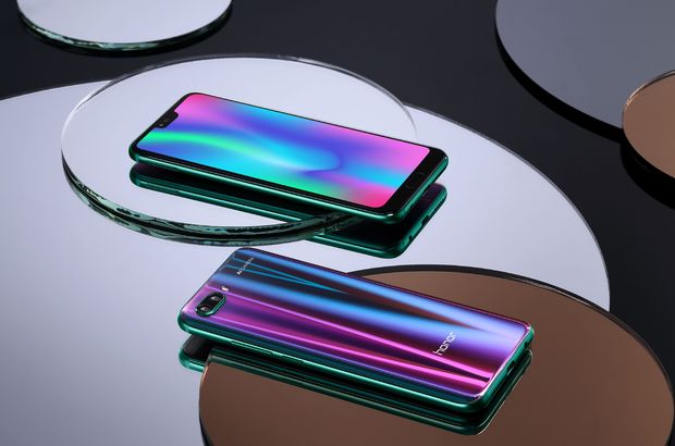 Honor, yapay zeka destekli yeni amiral gemisini tanıttı