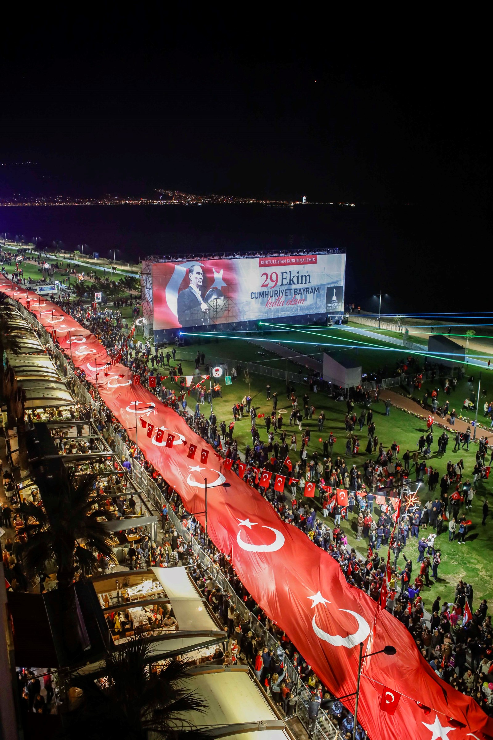 Biz Atatürk'ün kentiyiz