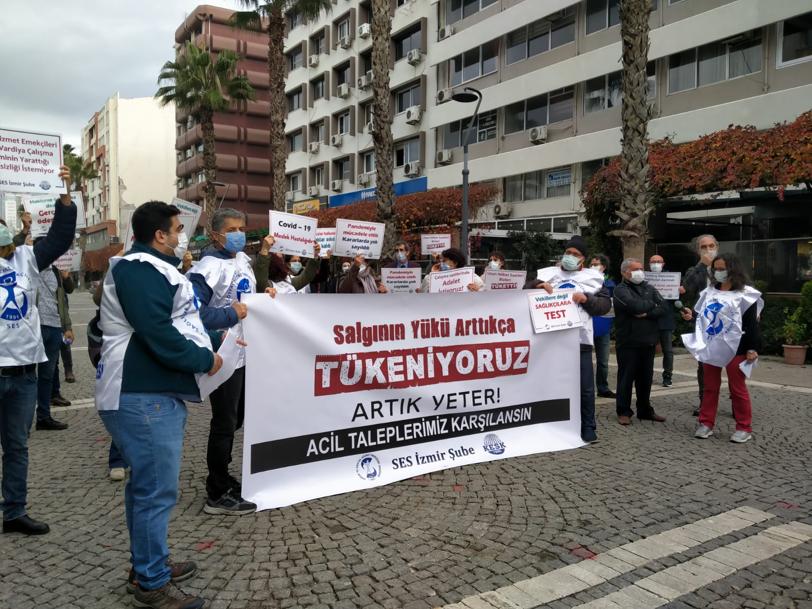 Sağlık Emekçileri; "Salgın yükü arttıkça tükeniyoruz"