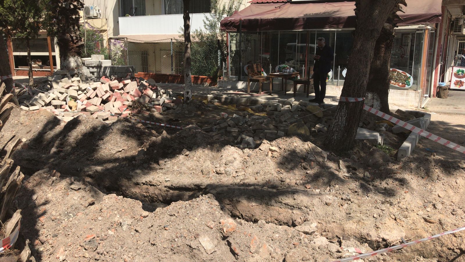 Karabağlar'da 4 aydır bitmeyen çile