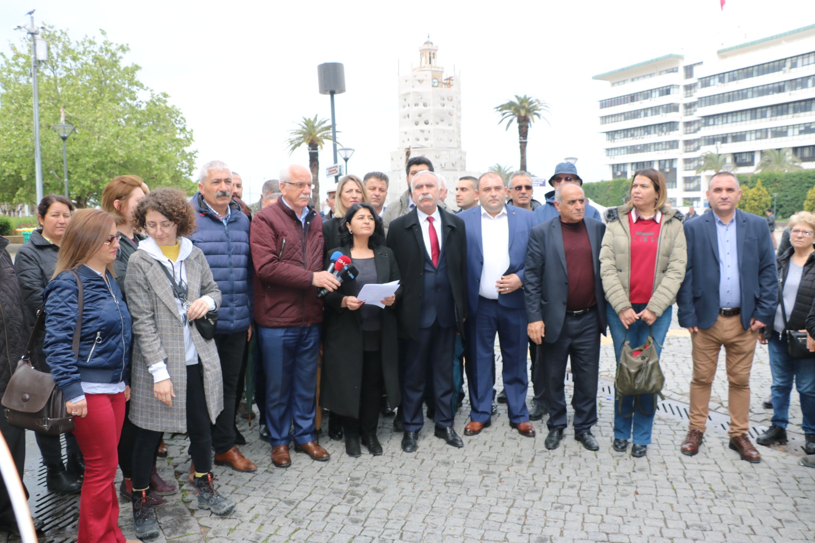 CHP İzmir'den YSK'ya çağrı