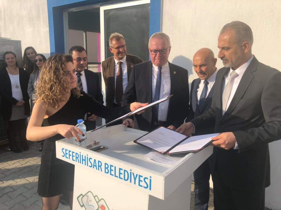 Seferihisar’da “Engelliler Eğitim ve Sosyal Yaşam Kampüsü” açıldı