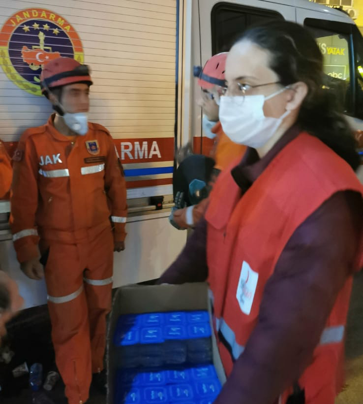 BAKAN DANIŞMANI KORONA OLDU