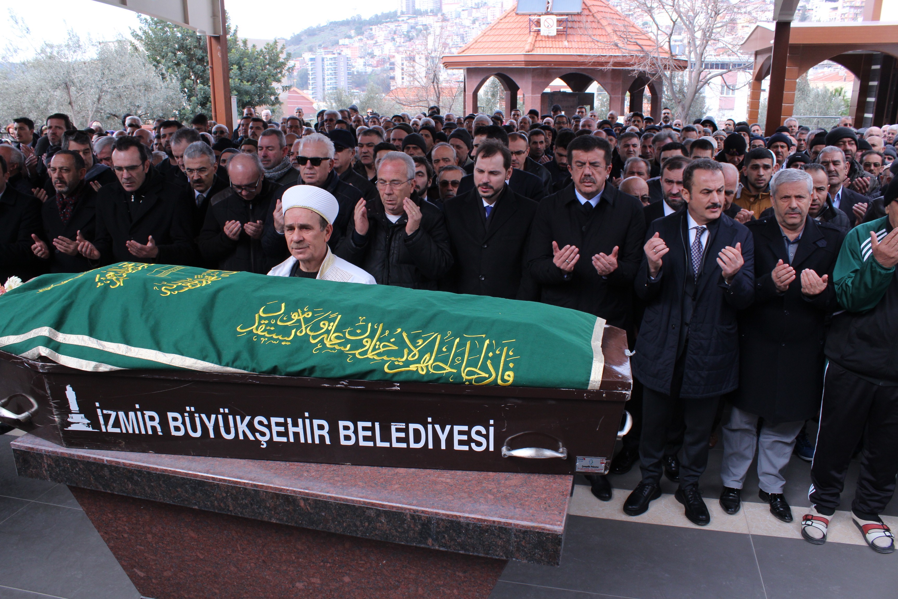 Bakan Albayrak'a Sevgi Yolu'nda sevgi seli