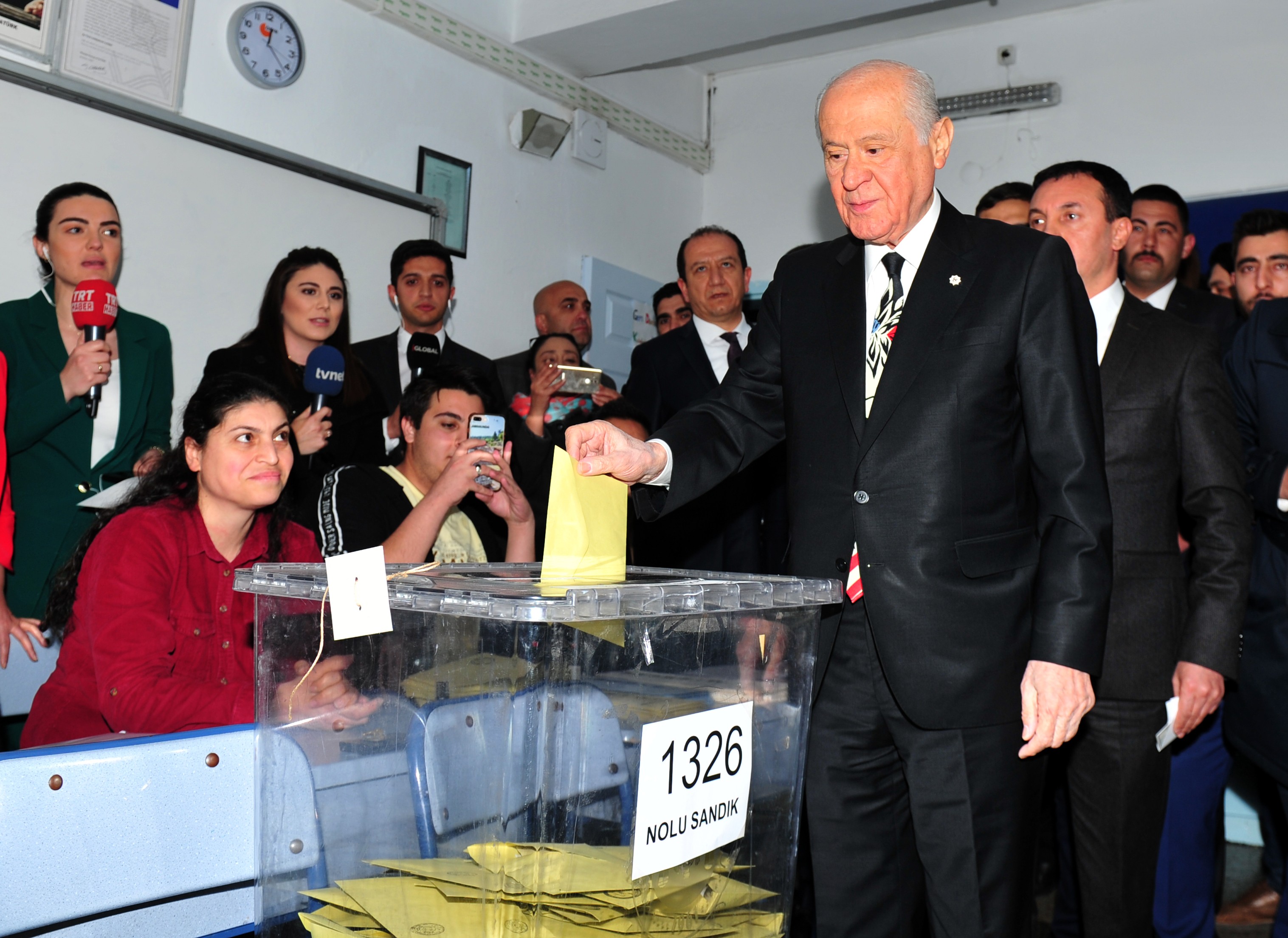 Bahçeli oy kullandı