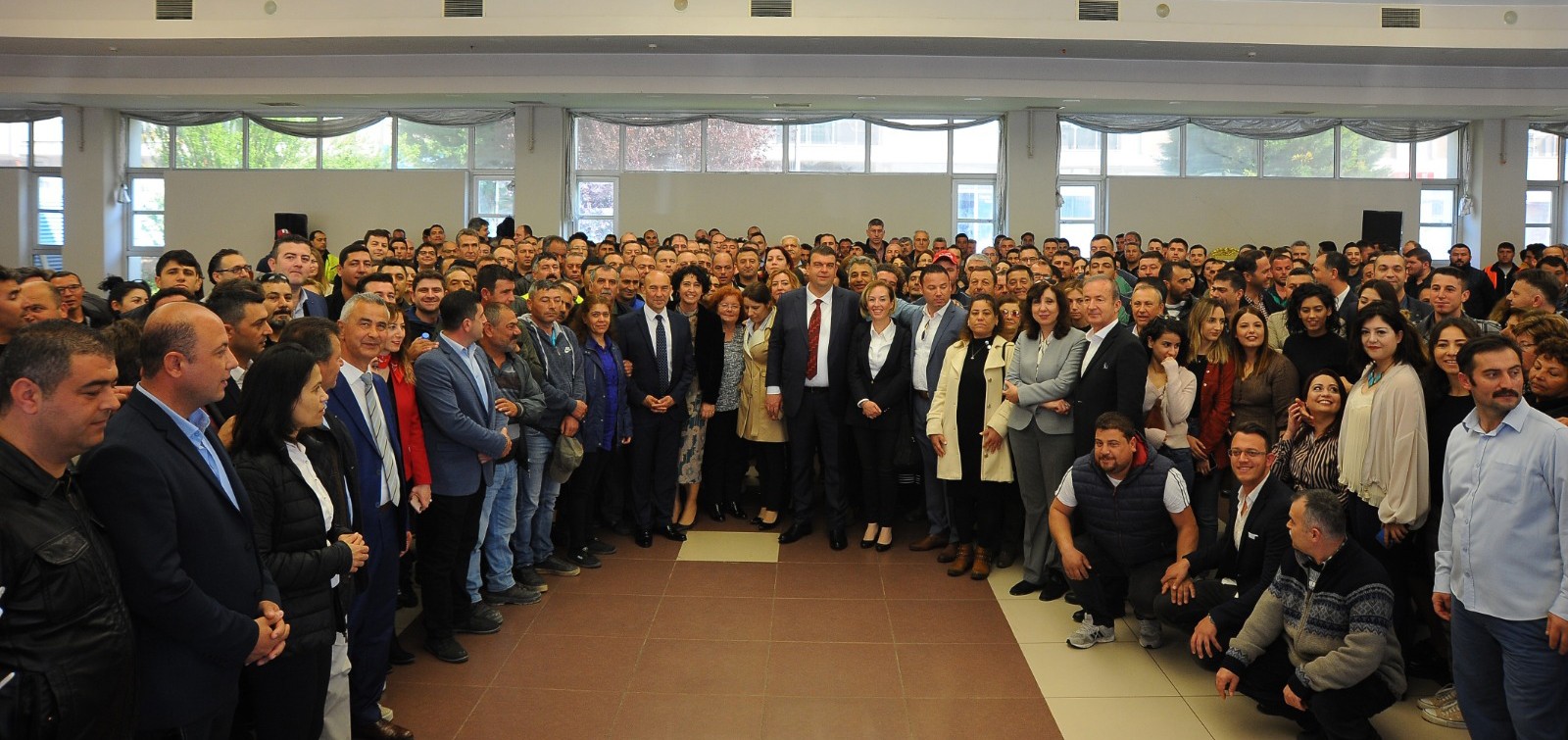 Tunç Soyer gözyaşları ile veda etti