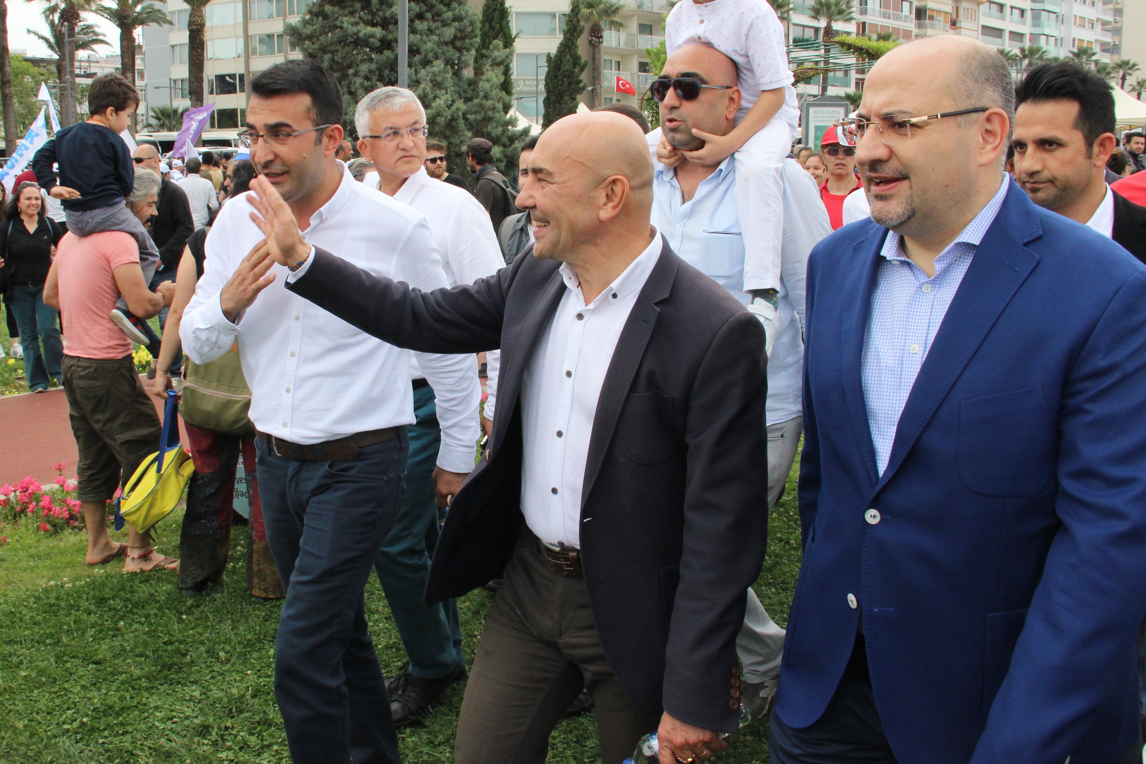 İzmir’de 1 Mayıs’ın adresi Gündoğdu