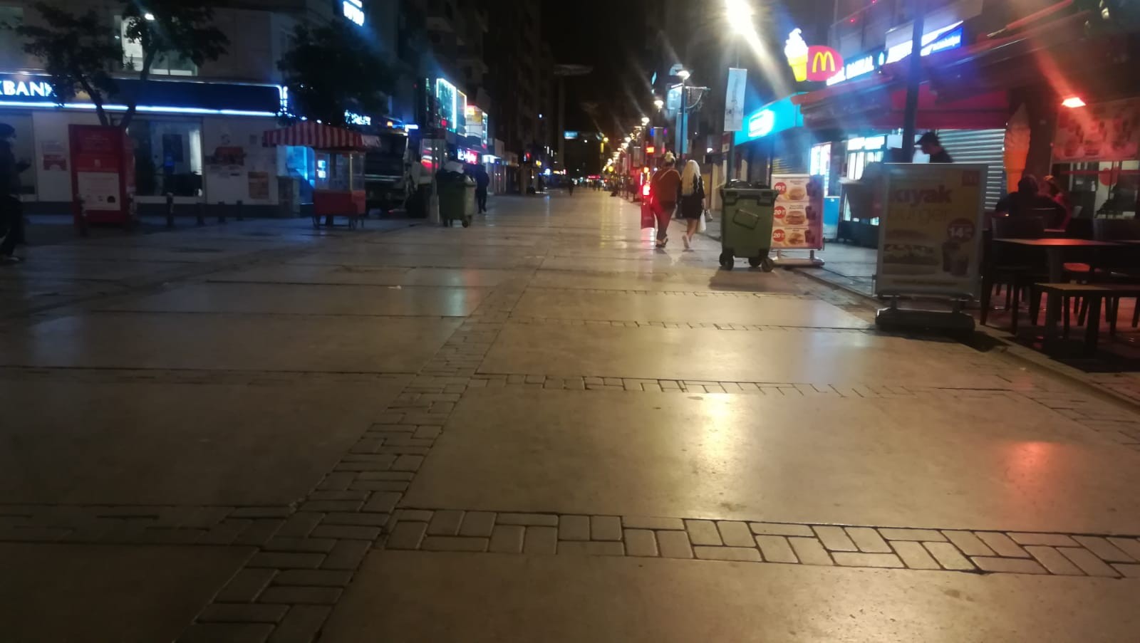 İzmir’de ‘koronavirüs tedbirleri’ uygulanmaya başlandı