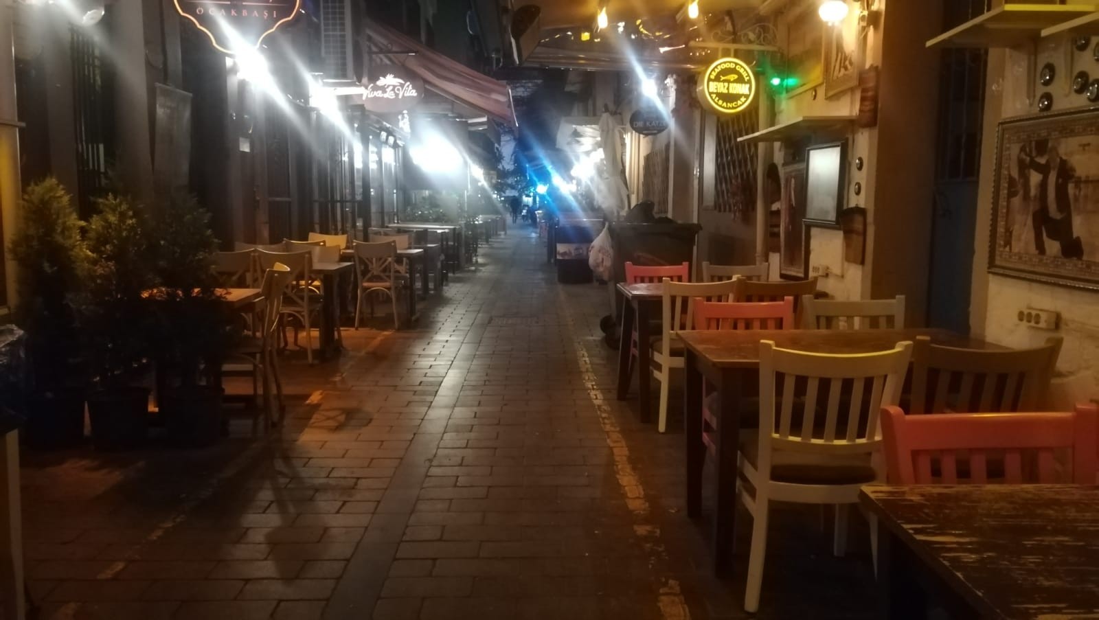 İzmir’de ‘koronavirüs tedbirleri’ uygulanmaya başlandı