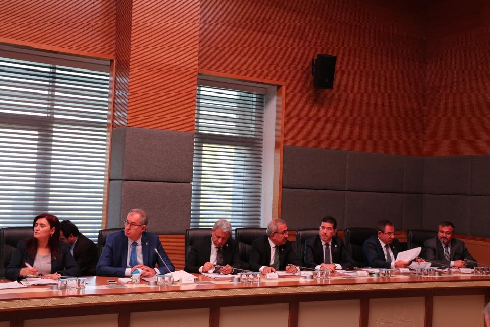 TRT, TOKİ, TCDD GİBİ KURUMLARIN HESAPLARI İNCELENİYOR