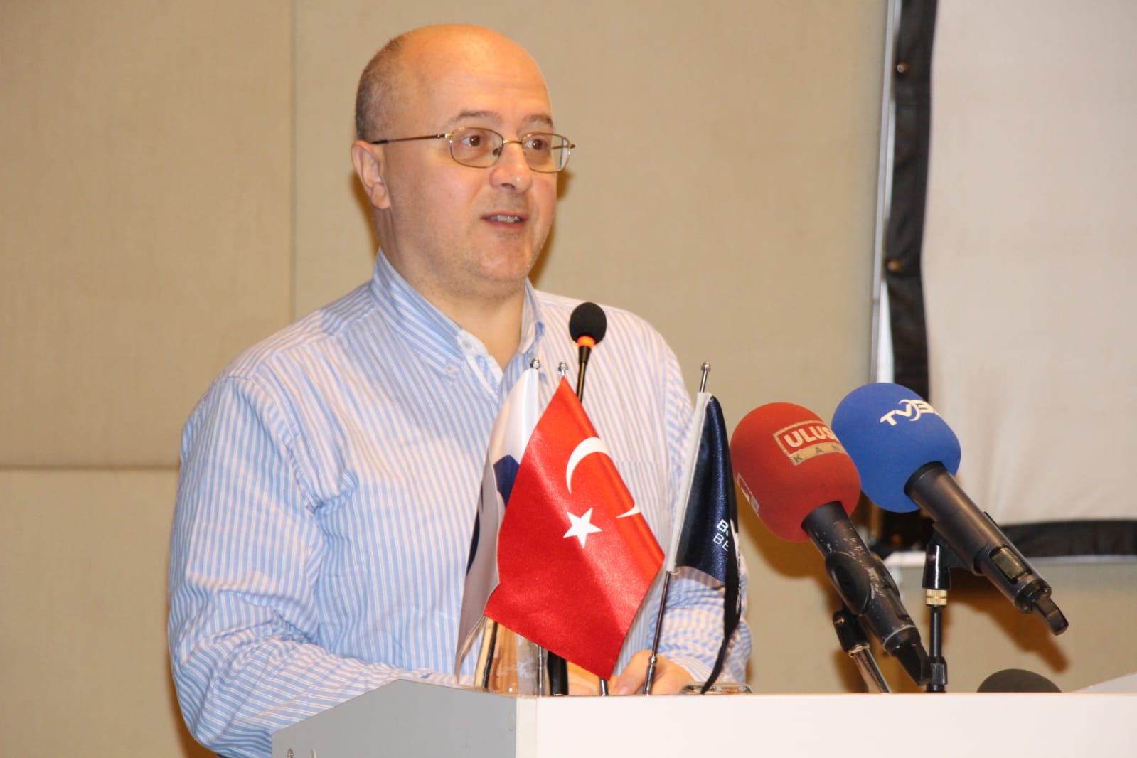 SOYER: İZMİR YEŞİL ŞEHİR OLMA YOLUNDA
